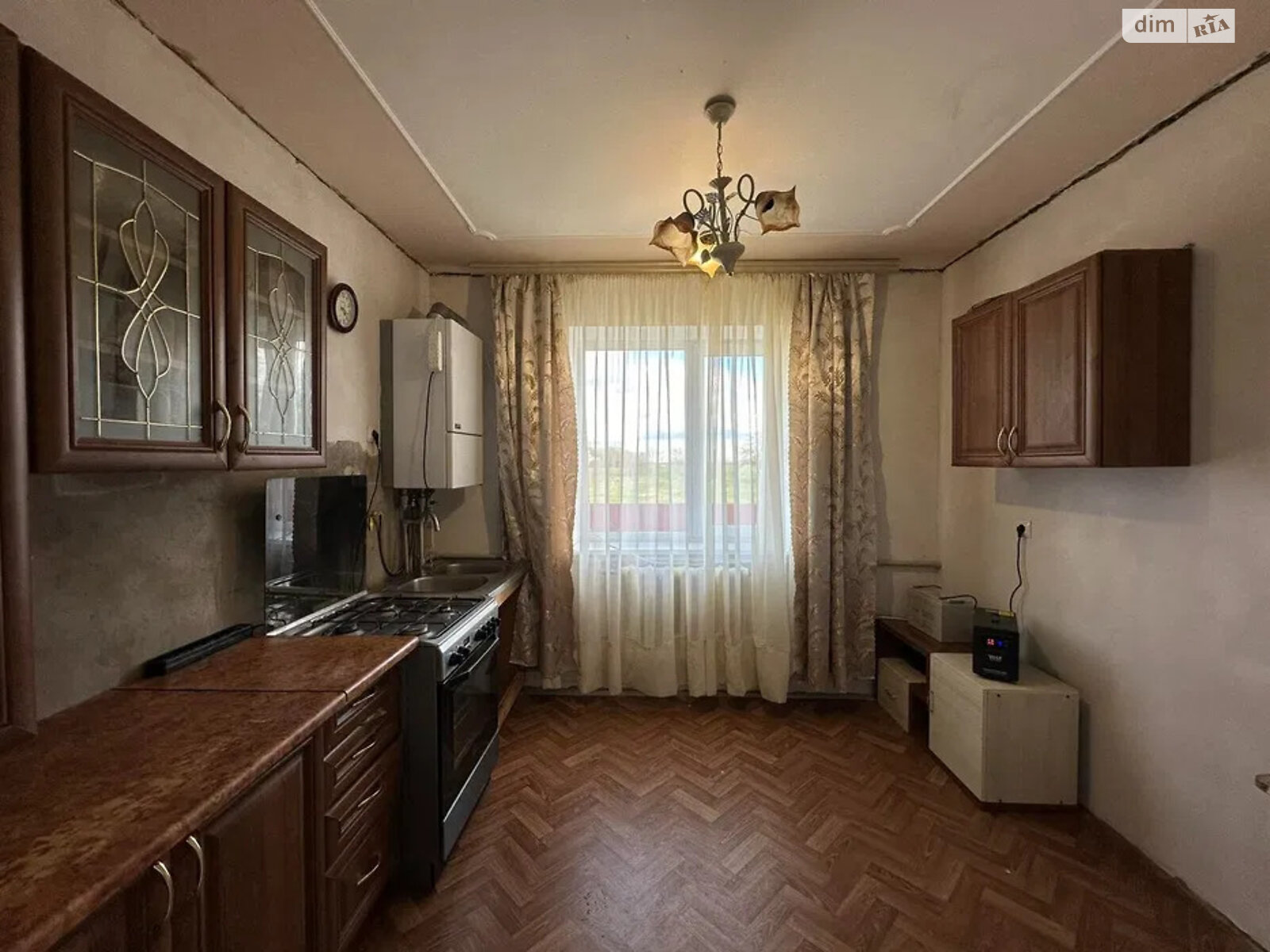 одноэтажный дом с гаражом, 98 кв. м, кирпич. Продажа в Коломые фото 1 одноэтажный дом с гаражом, 98 кв. м, кирпич. Продажа в Коломые фото 1
