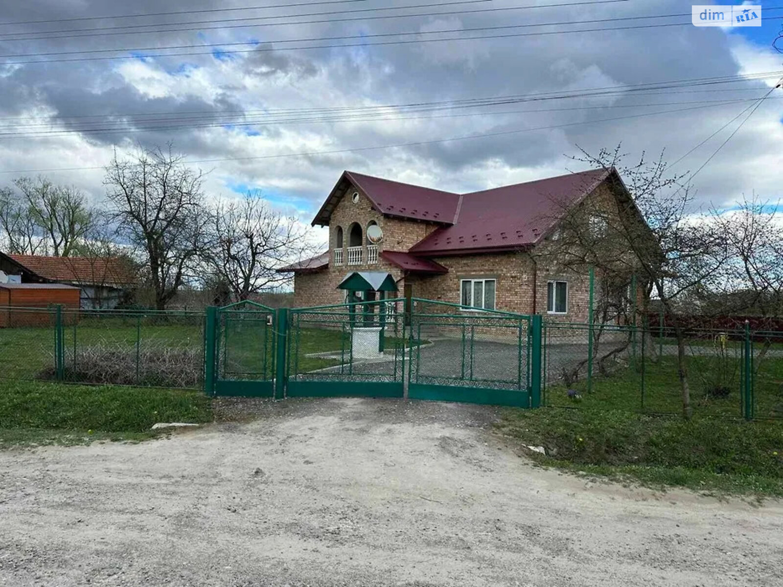 одноэтажный дом с гаражом, 98 кв. м, кирпич. Продажа в Коломые фото 1 одноэтажный дом с гаражом, 98 кв. м, кирпич. Продажа в Коломые фото 1