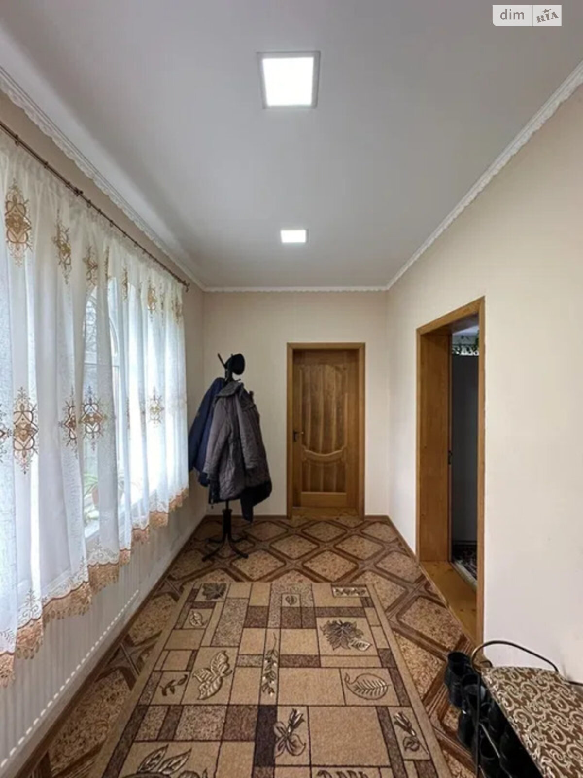 одноэтажный дом с гаражом, 98 кв. м, кирпич. Продажа в Коломые фото 1 одноэтажный дом с гаражом, 98 кв. м, кирпич. Продажа в Коломые фото 1