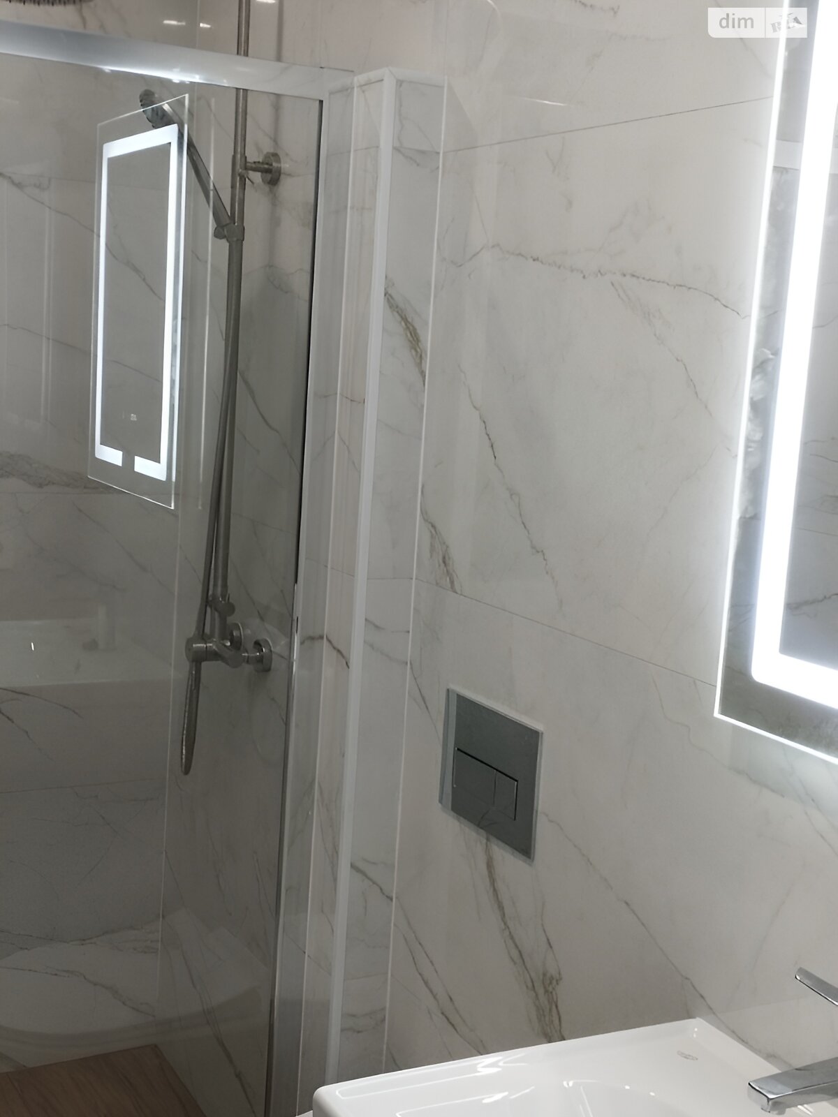 двухэтажный дом с балконом, 104.2 кв. м, кирпич. Продажа в Коломые район Коломыя фото 1 двухэтажный дом с балконом, 104.2 кв. м, кирпич. Продажа в Коломые район Коломыя фото 1