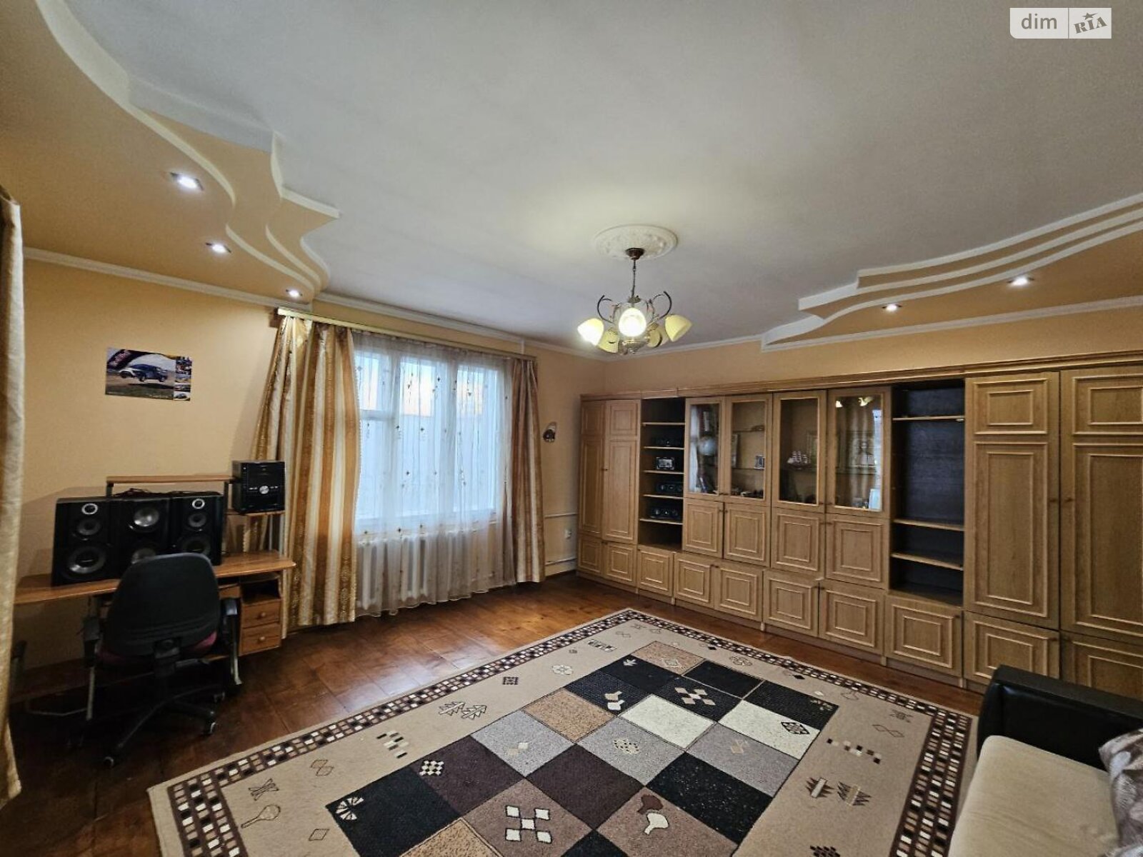 двухэтажный дом с верандой, 351.4 кв. м, кирпич. Продажа в Коломые район Коломыя фото 1 двухэтажный дом с верандой, 351.4 кв. м, кирпич. Продажа в Коломые район Коломыя фото 1