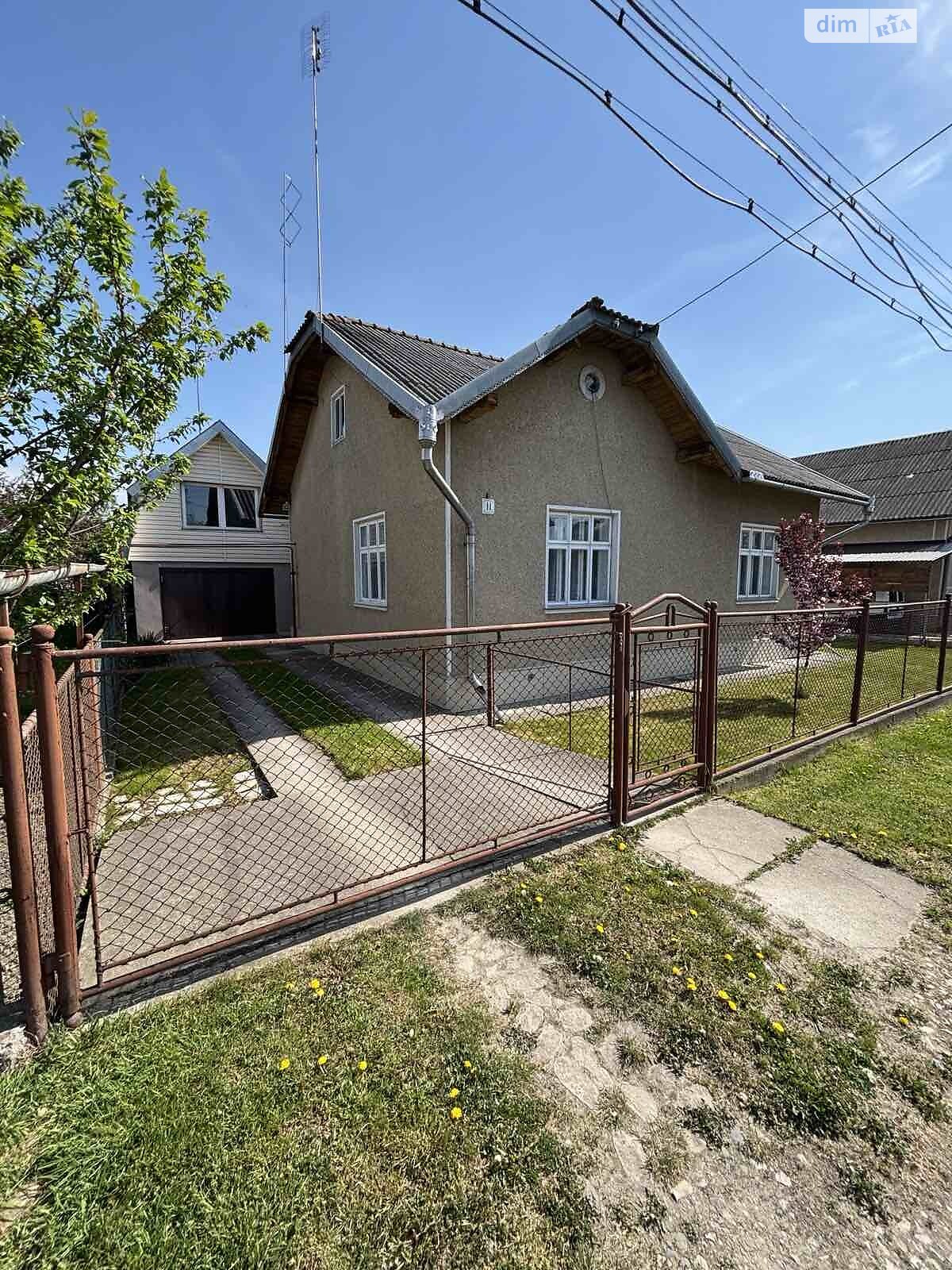 одноповерховий будинок з гаражем, 95 кв. м, цегла. Продаж в Коломиї фото 1 одноповерховий будинок з гаражем, 95 кв. м, цегла. Продаж в Коломиї фото 1