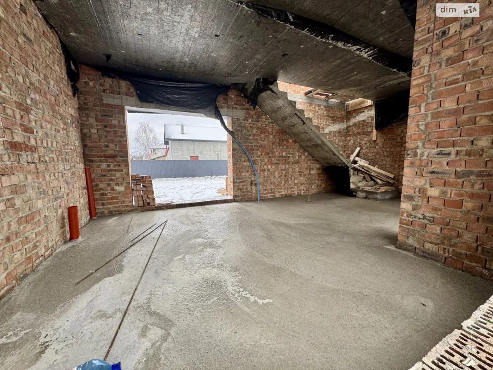 двухэтажный дом с гаражом, 100 кв. м, кирпич. Продажа в Коломые фото 1 двухэтажный дом с гаражом, 100 кв. м, кирпич. Продажа в Коломые фото 1