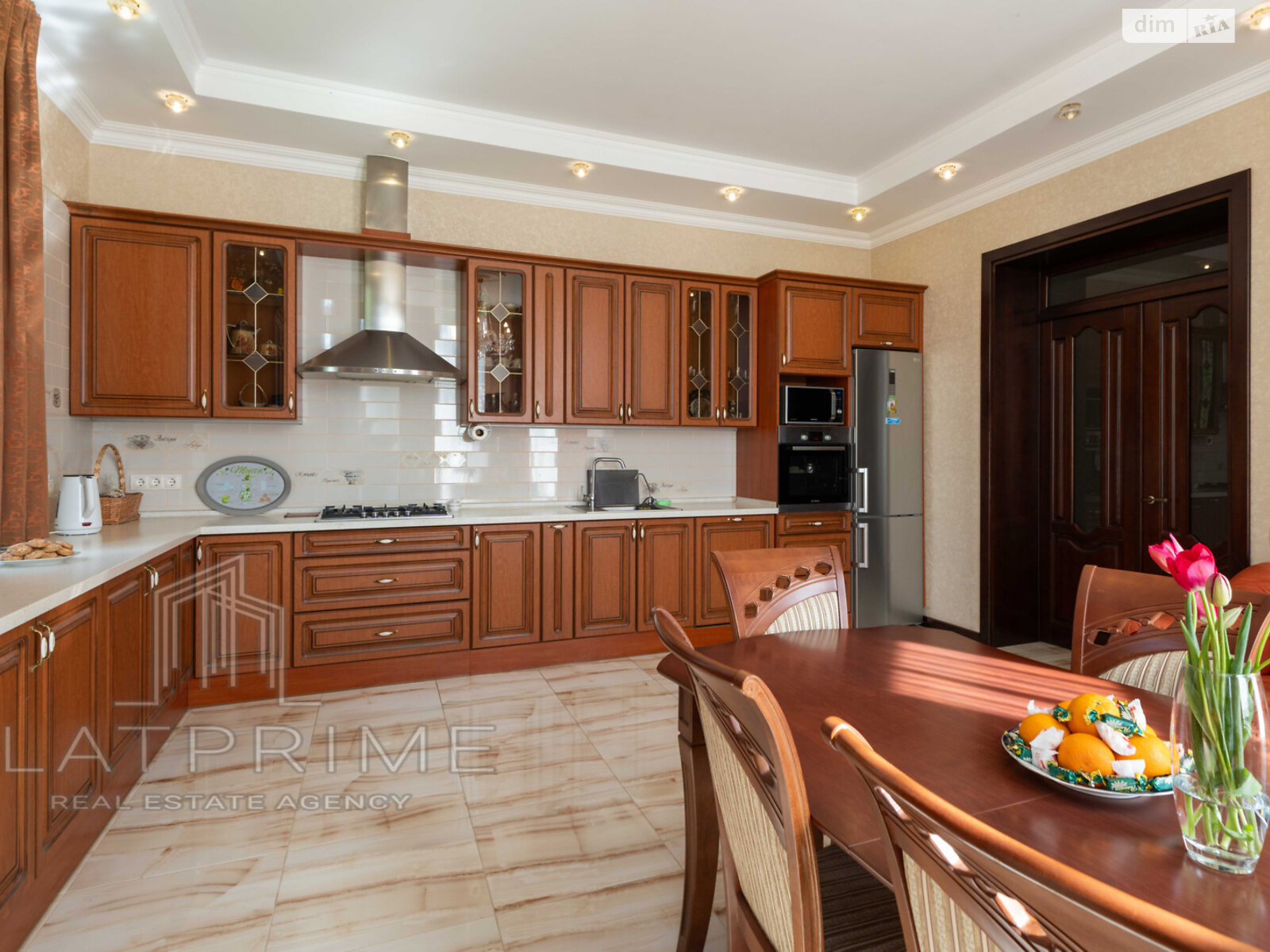 двоповерховий будинок, 420 кв. м, цегла. Продаж у Колонщині фото 1 двоповерховий будинок, 420 кв. м, цегла. Продаж у Колонщині фото 1