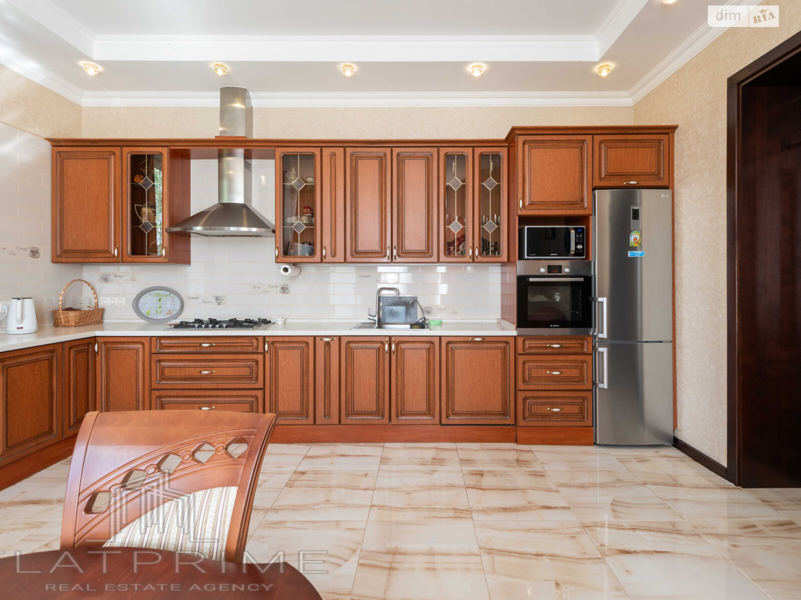 двоповерховий будинок, 420 кв. м, цегла. Продаж у Колонщині фото 1 двоповерховий будинок, 420 кв. м, цегла. Продаж у Колонщині фото 1
