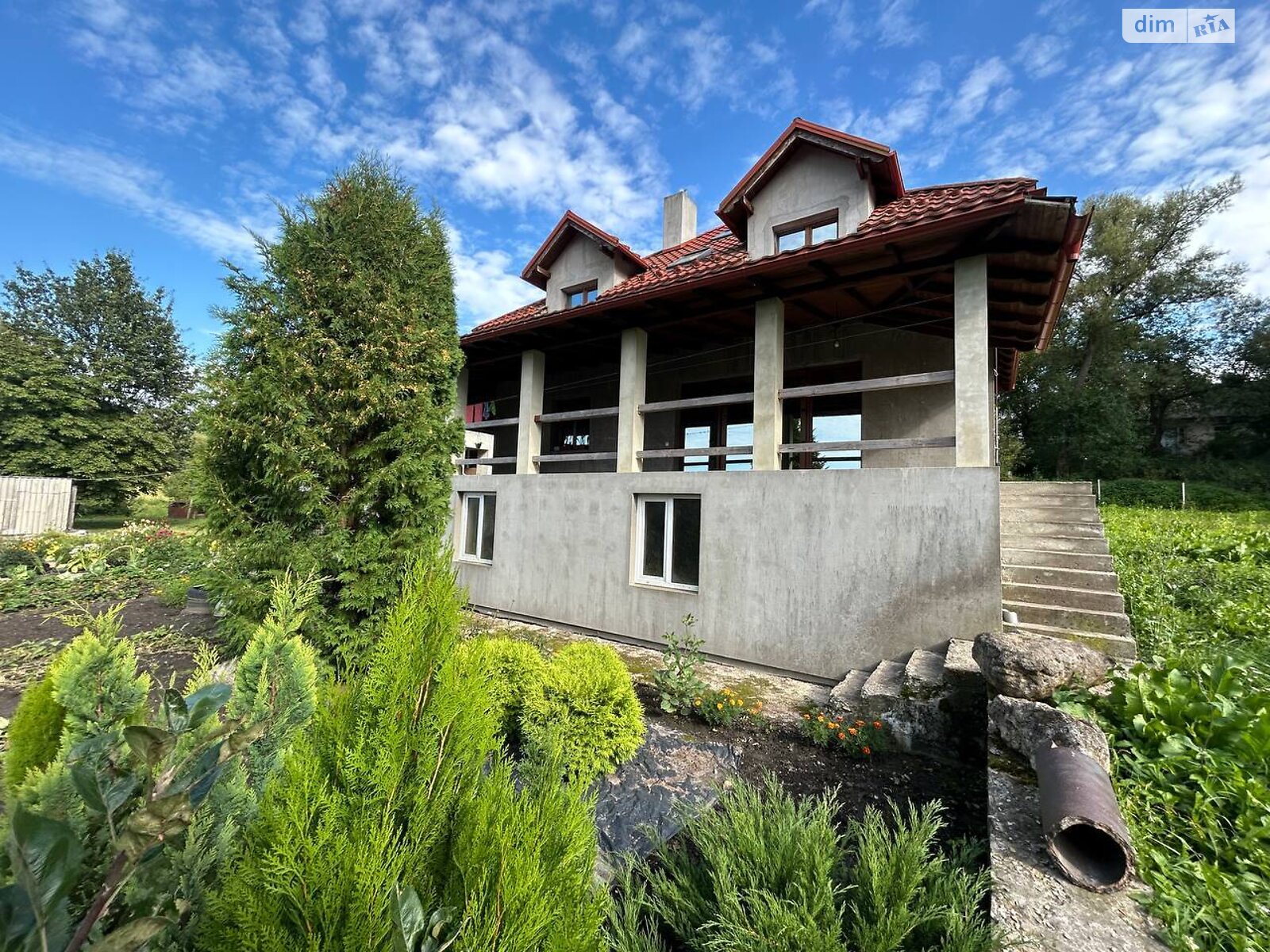 двухэтажный дом с верандой, 230 кв. м, кирпич. Продажа в Комарине фото 1 двухэтажный дом с верандой, 230 кв. м, кирпич. Продажа в Комарине фото 1