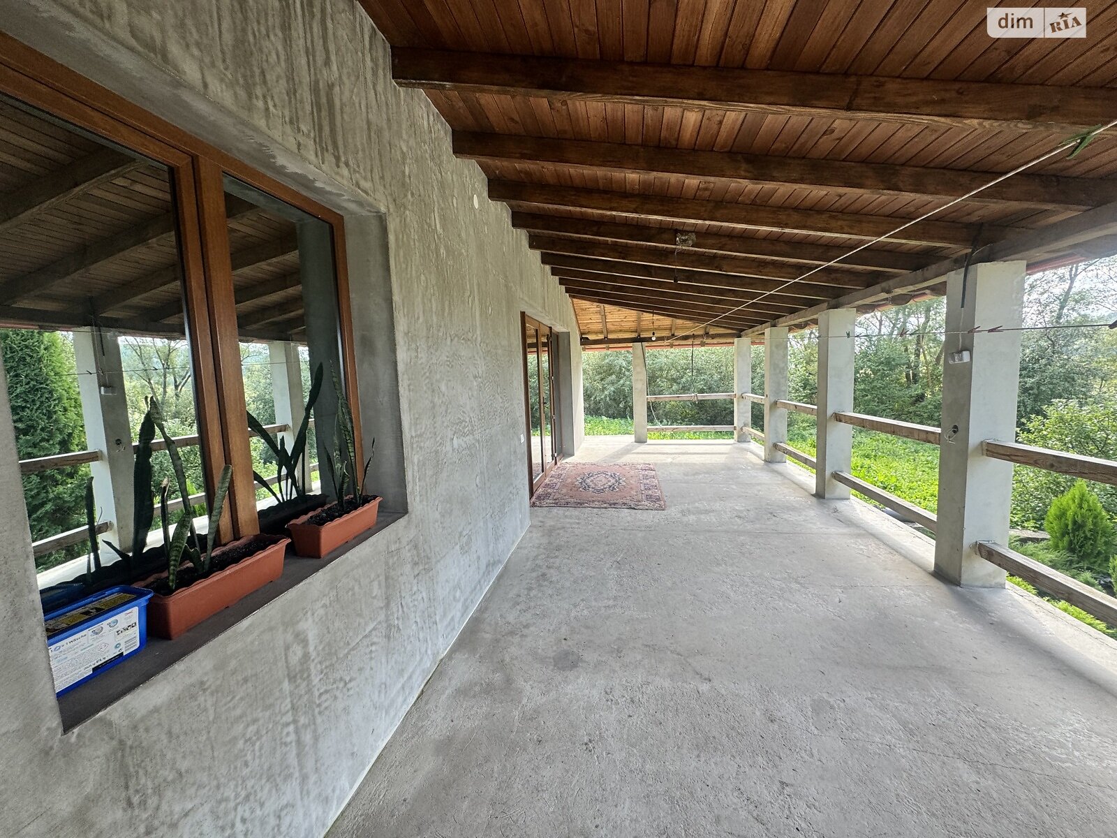 двухэтажный дом с верандой, 230 кв. м, кирпич. Продажа в Комарине фото 1 двухэтажный дом с верандой, 230 кв. м, кирпич. Продажа в Комарине фото 1