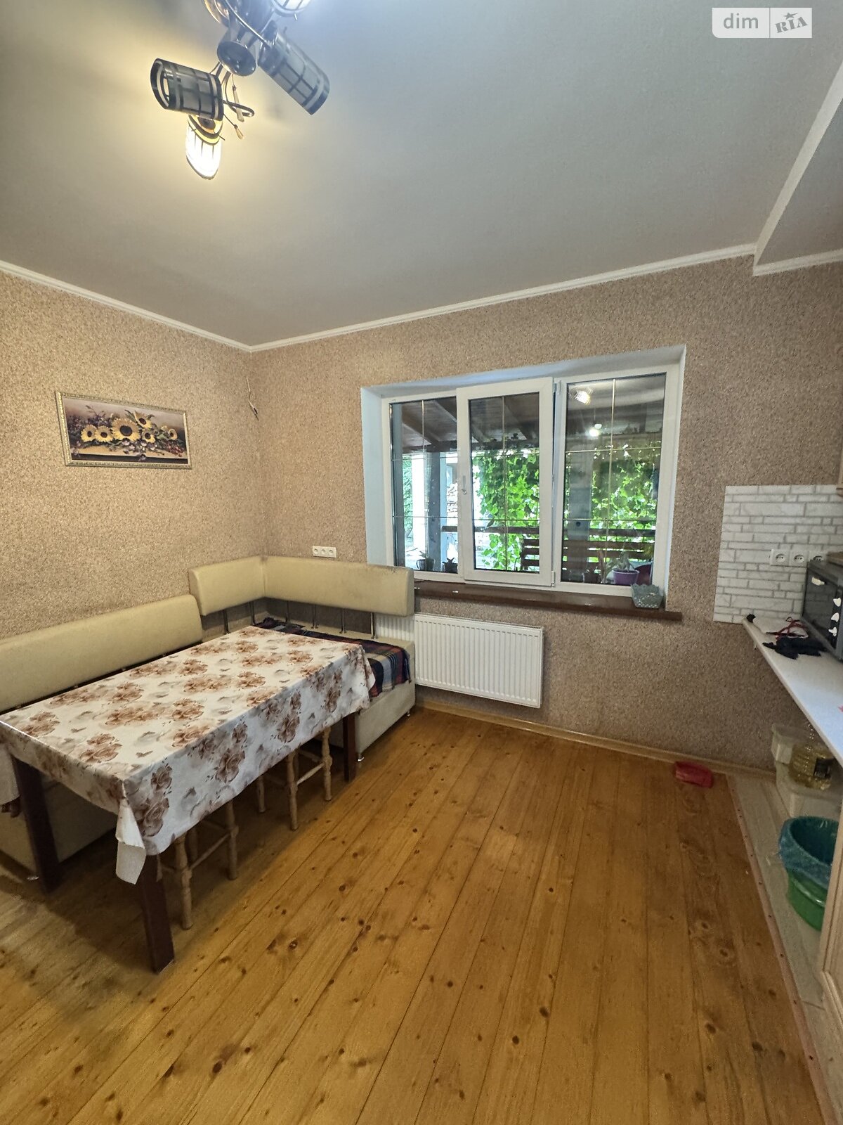 двухэтажный дом с верандой, 230 кв. м, кирпич. Продажа в Комарине фото 1 двухэтажный дом с верандой, 230 кв. м, кирпич. Продажа в Комарине фото 1