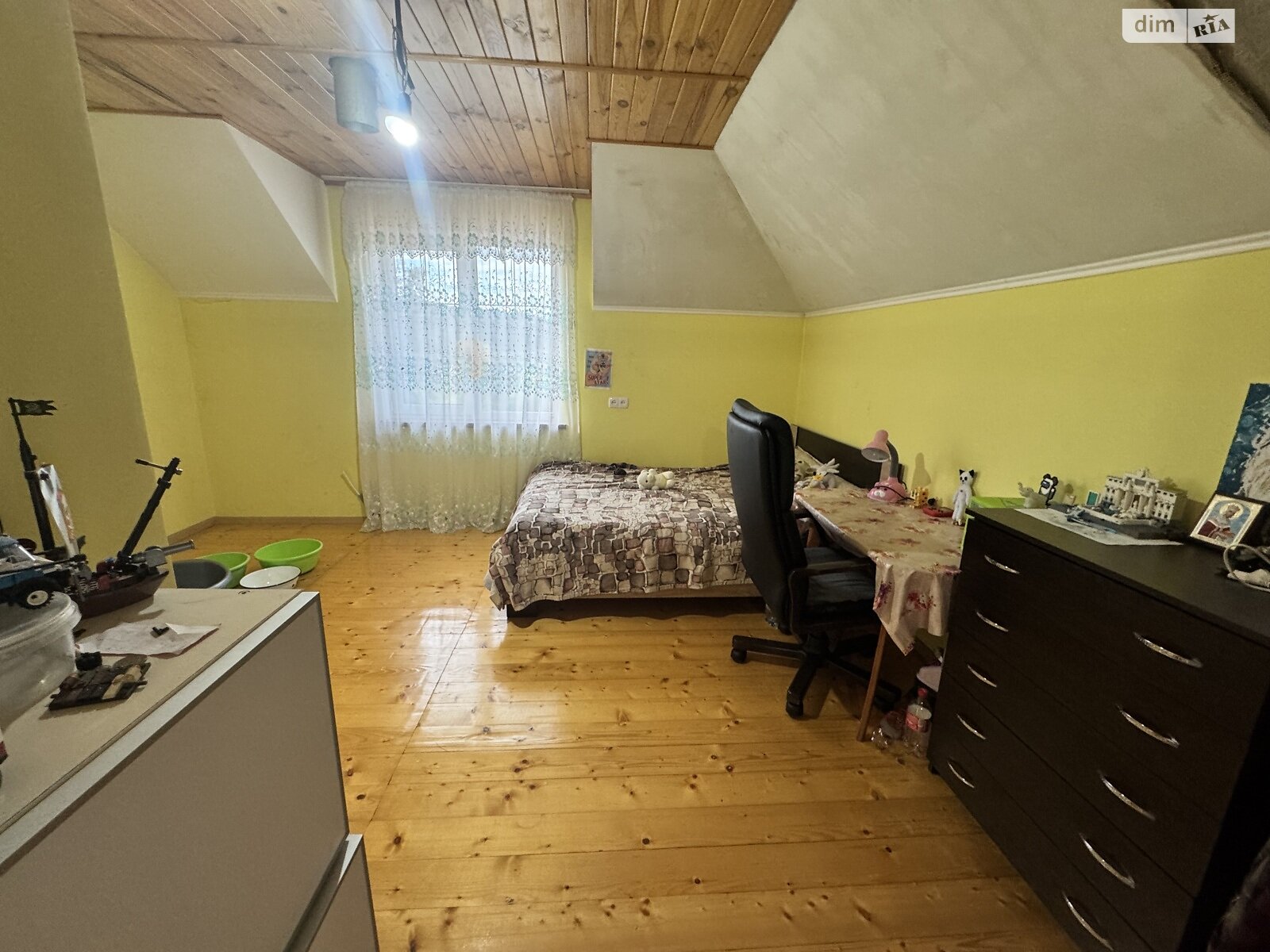 двухэтажный дом с верандой, 230 кв. м, кирпич. Продажа в Комарине фото 1 двухэтажный дом с верандой, 230 кв. м, кирпич. Продажа в Комарине фото 1