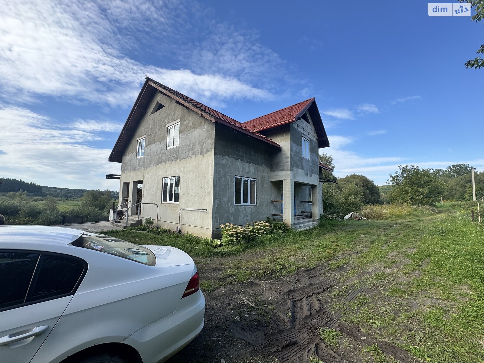 двухэтажный дом с верандой, 230 кв. м, кирпич. Продажа в Комарине фото 1 двухэтажный дом с верандой, 230 кв. м, кирпич. Продажа в Комарине фото 1