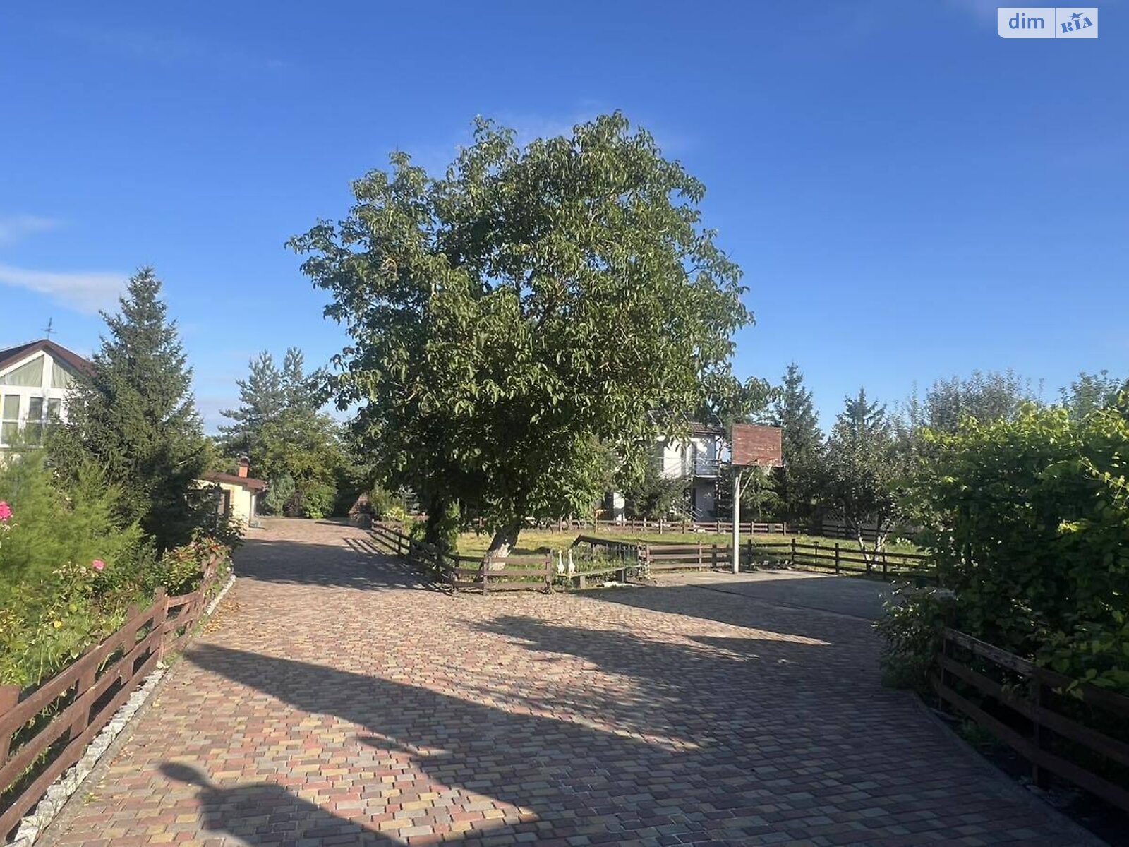 двухэтажный дом с верандой, 153 кв. м, газобетон. Продажа в Комаровке фото 1