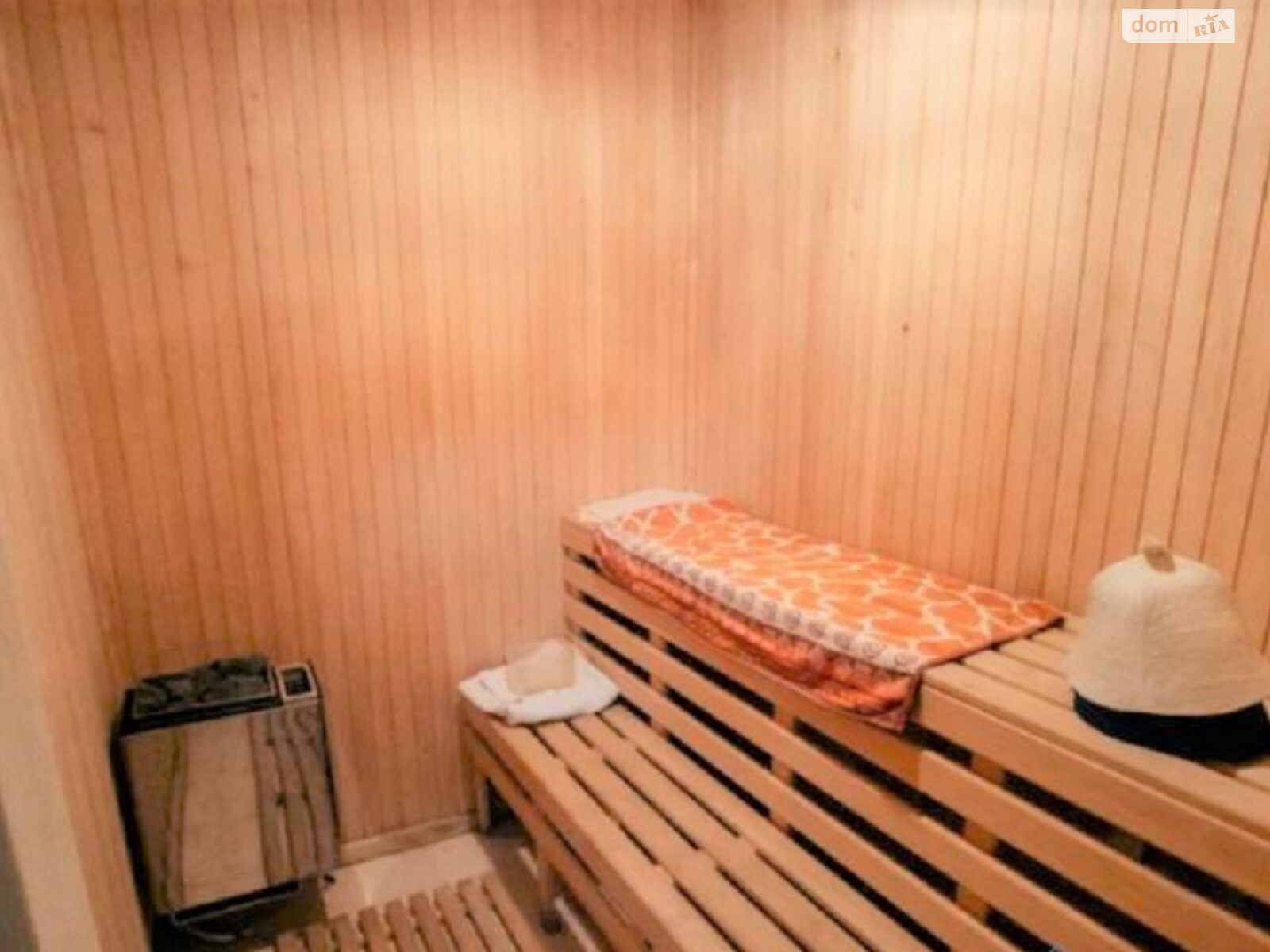 четырехэтажный дом, 550 кв. м, кирпич. Продажа в Черноморском фото 1