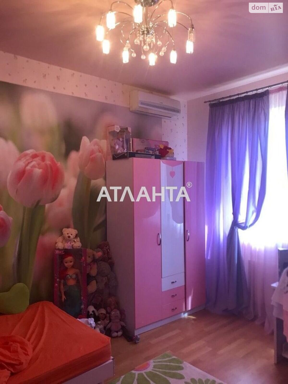 трехэтажный дом, 290 кв. м, кирпич. Продажа в undefined (Одесская обл.) фото 1