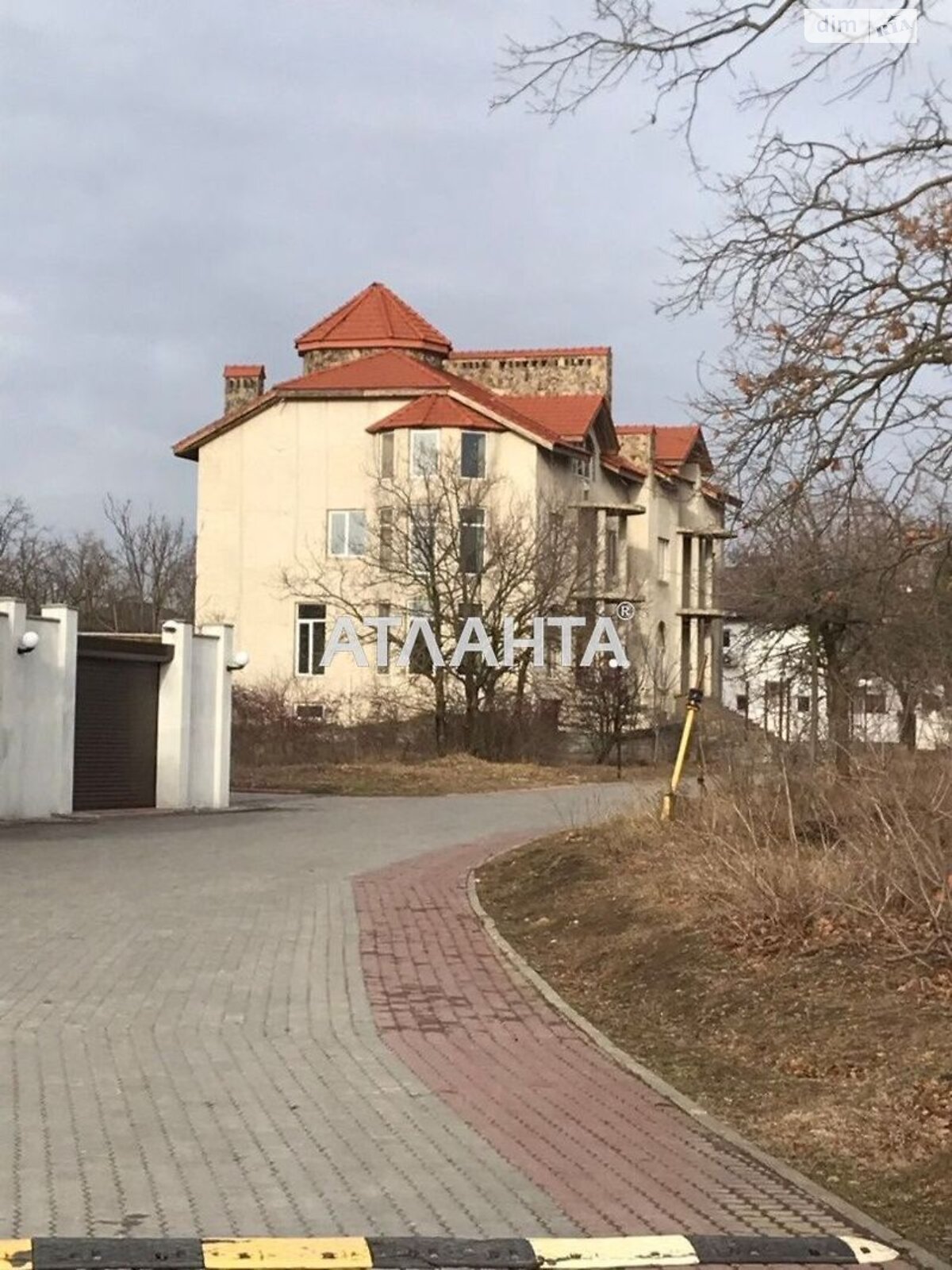 чотириповерховий будинок, 1150 кв. м, кирпич. Продаж у Лісках фото 1