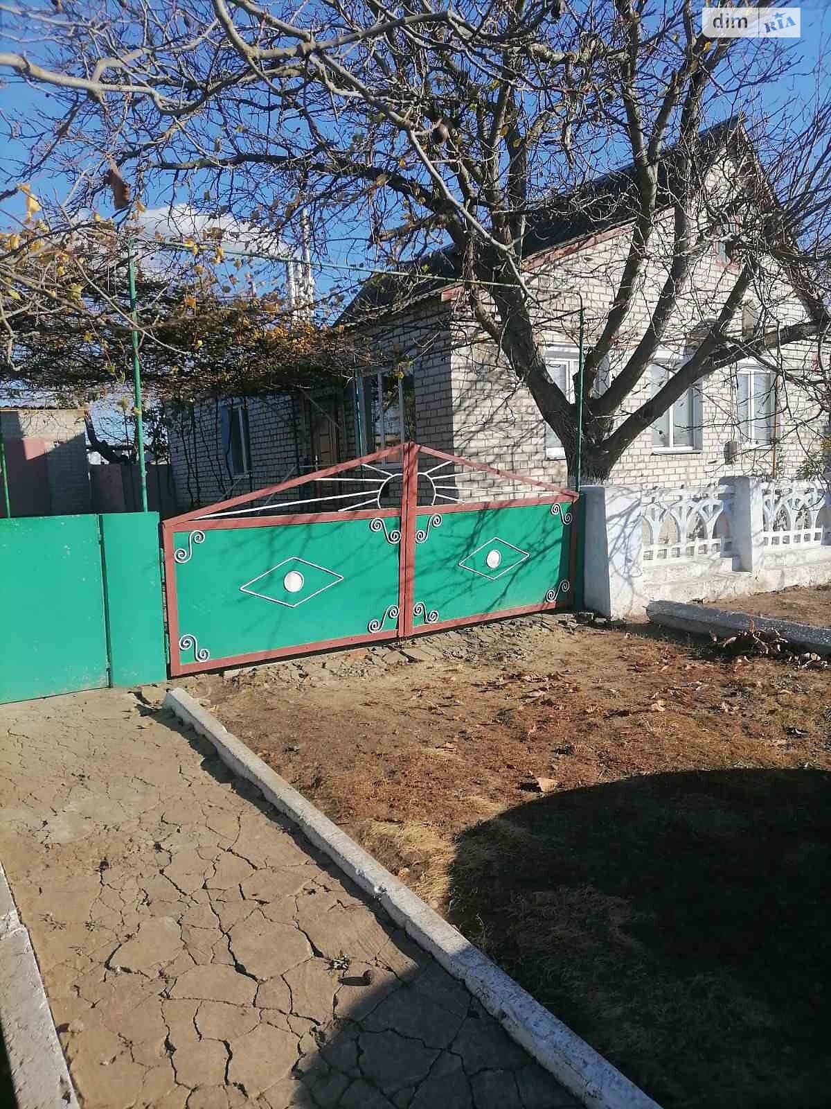 одноэтажный дом с мебелью, 85 кв. м, кирпич. Продажа в Комиссаровке район Центральный фото 1 одноэтажный дом с мебелью, 85 кв. м, кирпич. Продажа в Комиссаровке район Центральный фото 1