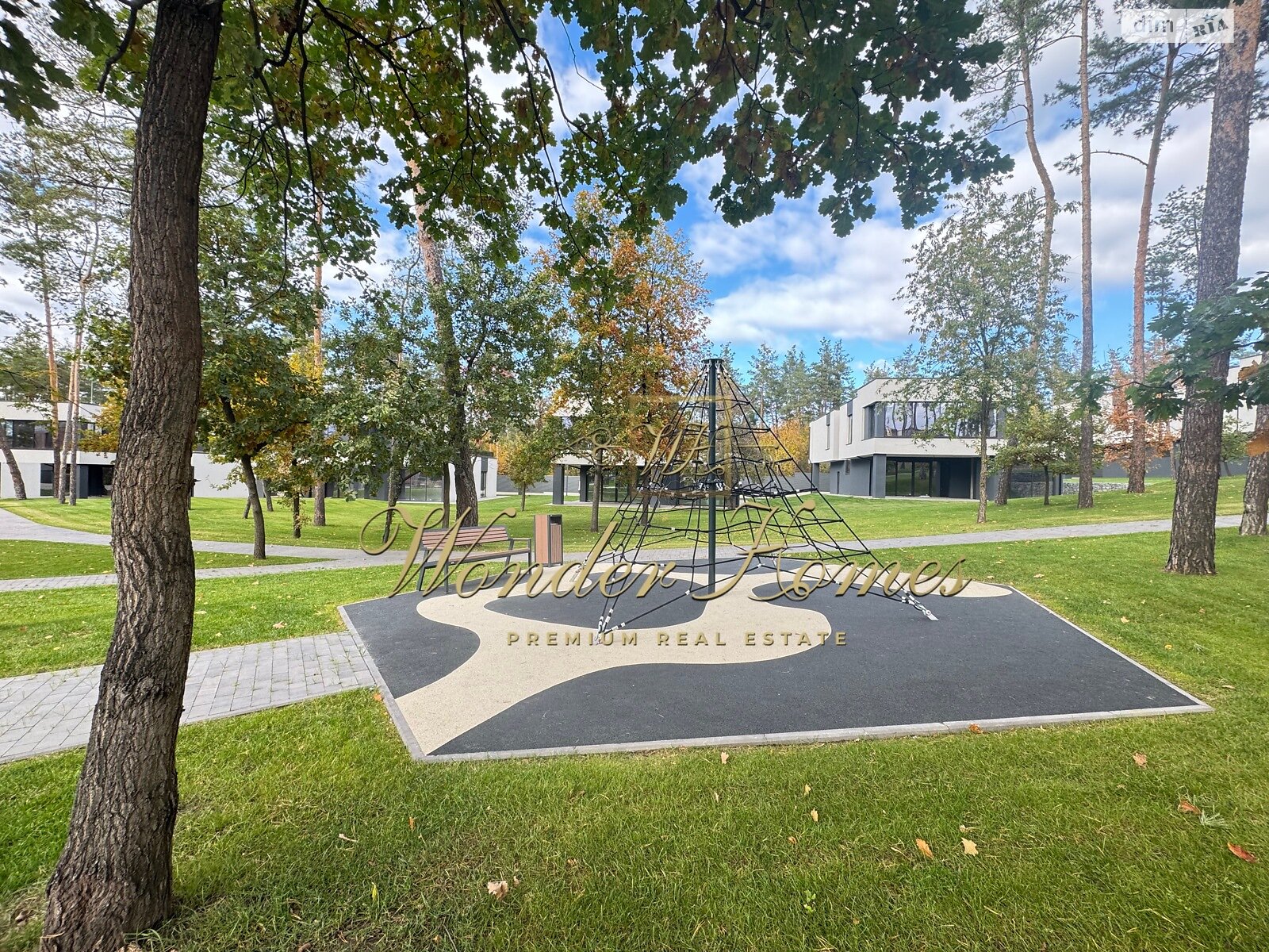 двухэтажный дом, 314.9 кв. м, керамический блок. Продажа в Конча-Заспе фото 1 двухэтажный дом, 314.9 кв. м, керамический блок. Продажа в Конча-Заспе фото 1