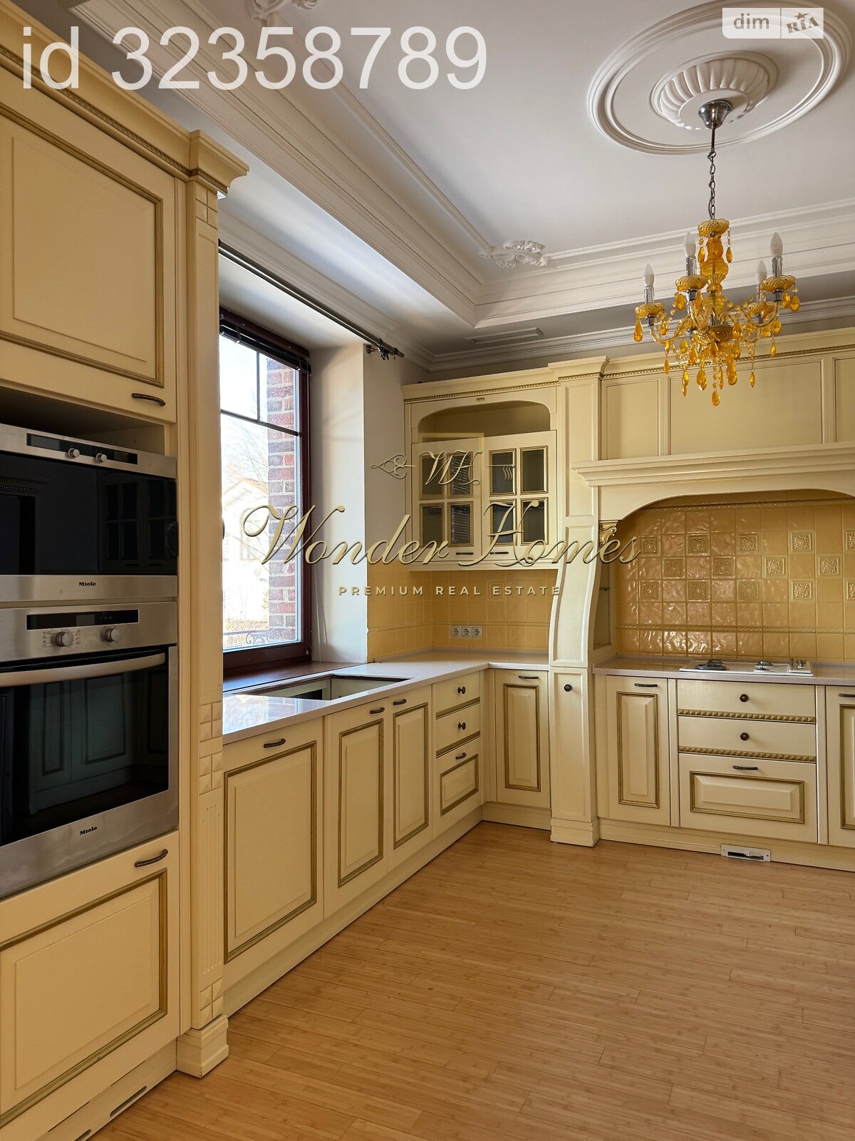двоповерховий будинок з гаражем, 731.7 кв. м, кирпич. Продаж у Козині фото 1 двоповерховий будинок з гаражем, 731.7 кв. м, кирпич. Продаж у Козині фото 1