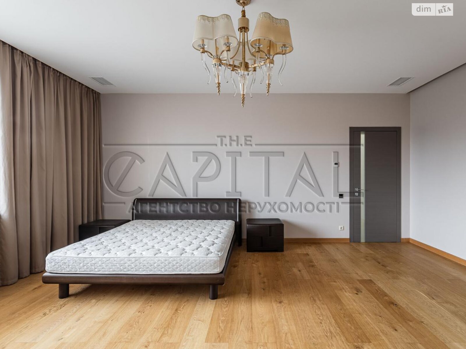 двухэтажный дом с гаражом, 300 кв. м, кирпич. Продажа в Конча-Заспе фото 1