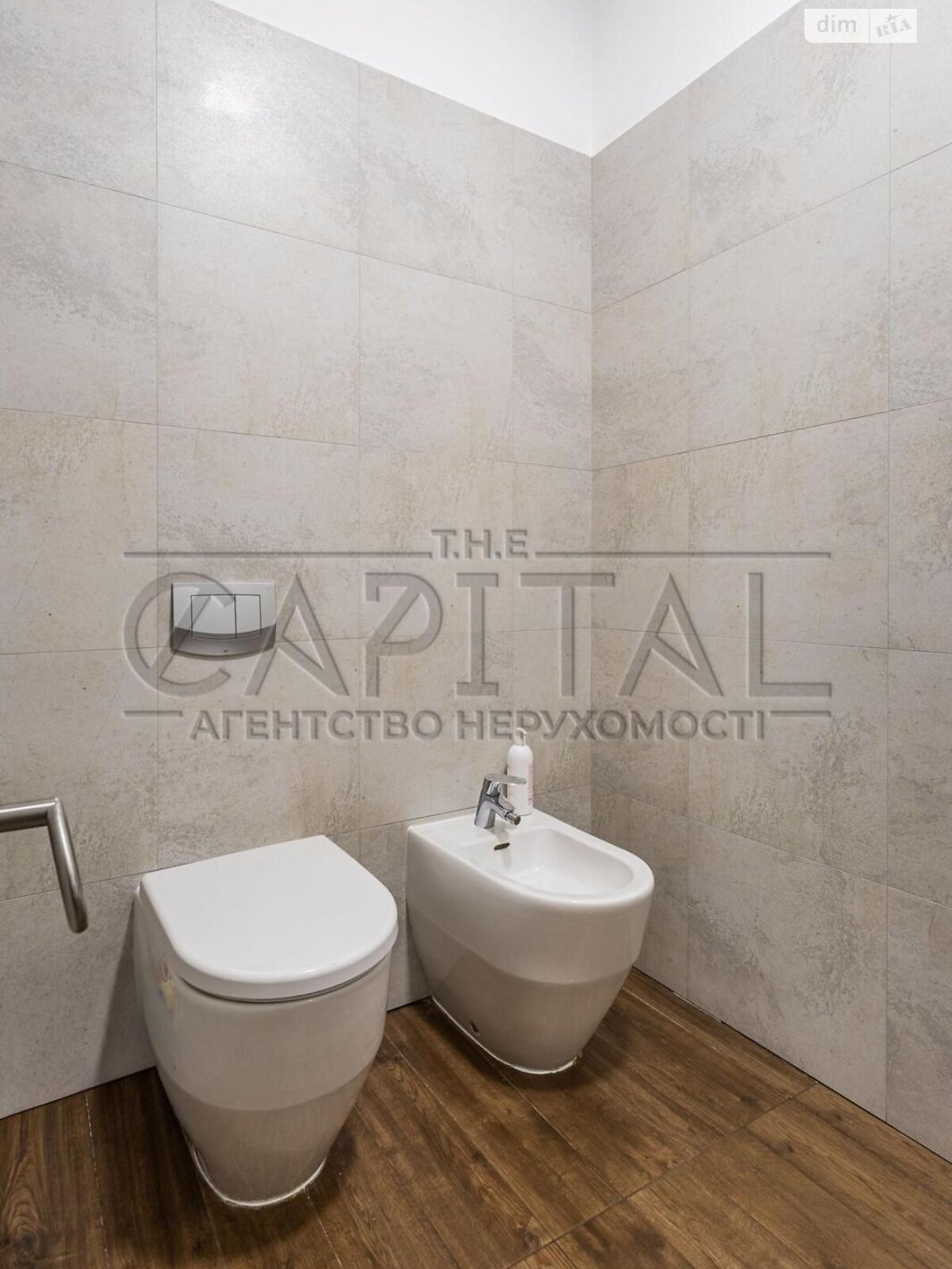 двухэтажный дом с гаражом, 300 кв. м, кирпич. Продажа в Конча-Заспе фото 1