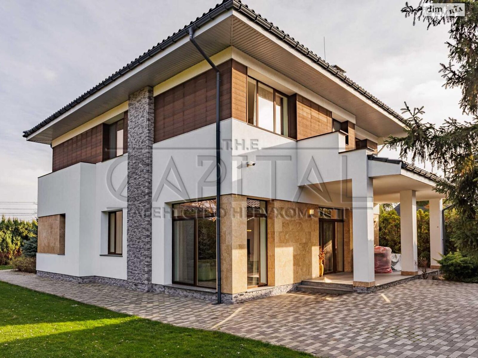 двухэтажный дом с гаражом, 300 кв. м, кирпич. Продажа в Конча-Заспе фото 1