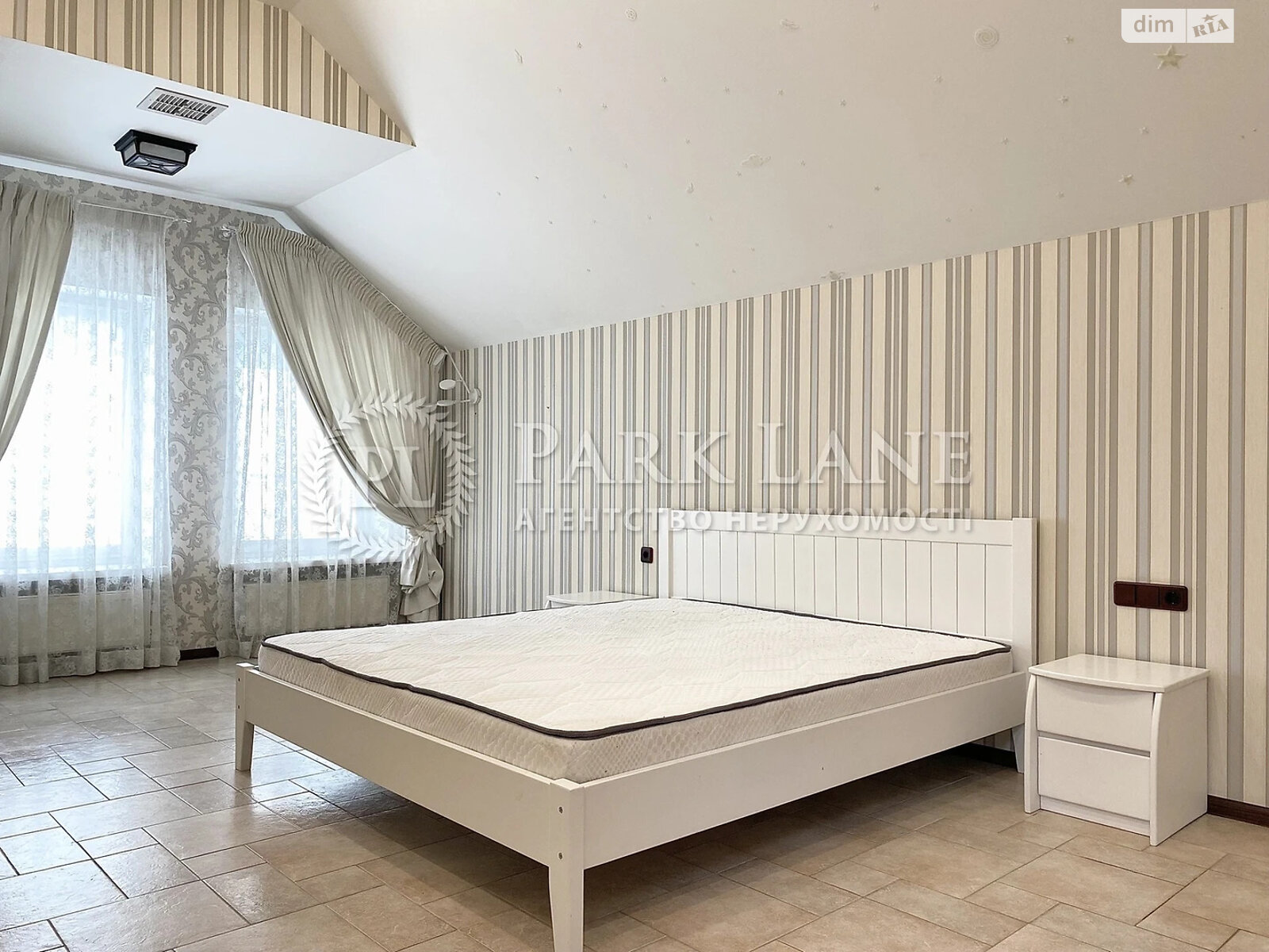 трехэтажный дом с верандой, 1057.9 кв. м, керамический кирпич. Продажа в Козине фото 1 трехэтажный дом с верандой, 1057.9 кв. м, керамический кирпич. Продажа в Козине фото 1