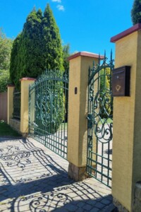 трехэтажный дом, 330 кв. м, кирпич. Продажа в Конопнице фото 2