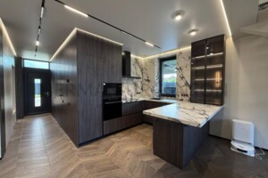 двухэтажный дом с балконом, 122 кв. м, кирпич. Продажа в Концове фото 2