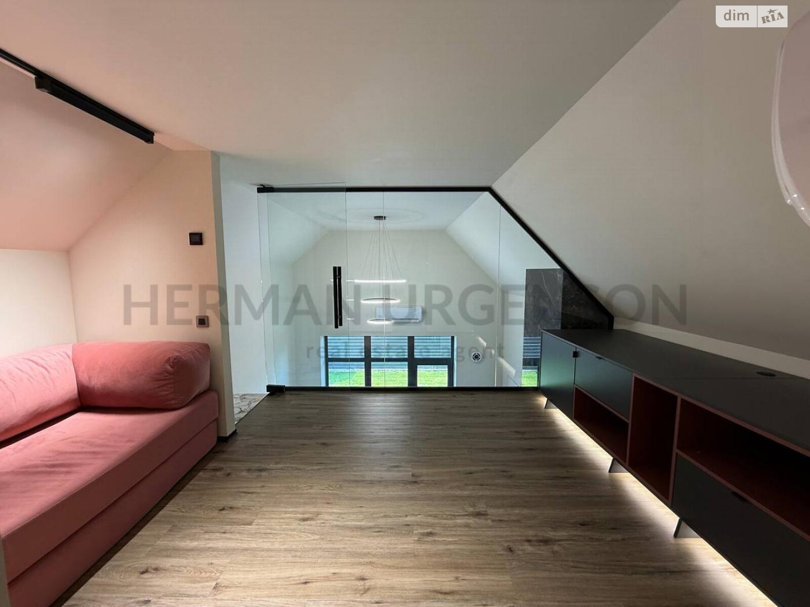 двухэтажный дом с балконом, 122 кв. м, кирпич. Продажа в Концове фото 1 двухэтажный дом с балконом, 122 кв. м, кирпич. Продажа в Концове фото 1