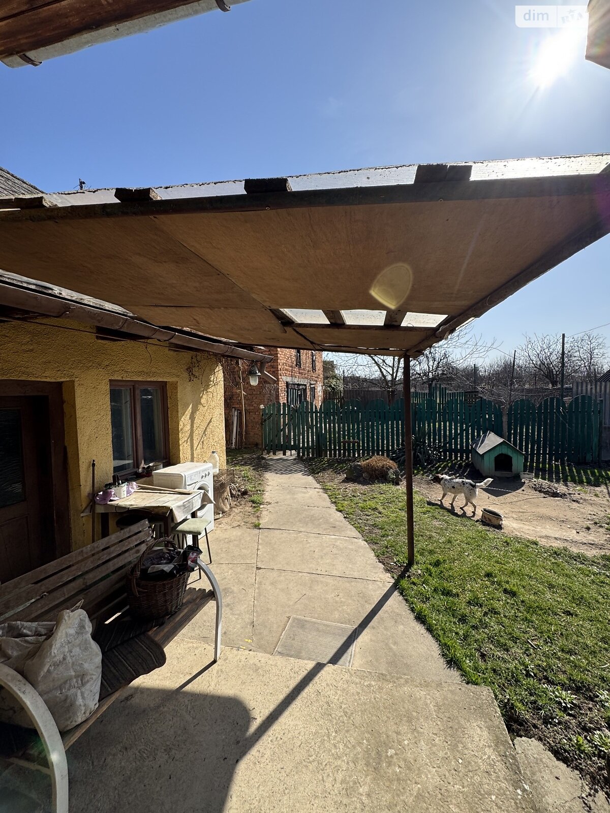 одноэтажный дом с гаражом, 65.4 кв. м, кирпич саманный. Продажа в Концове фото 1