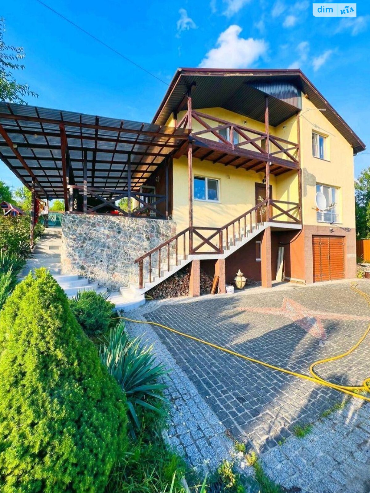 двоповерховий будинок, 210 кв. м, кирпич. Продаж у Конюше фото 1 двоповерховий будинок, 210 кв. м, кирпич. Продаж у Конюше фото 1
