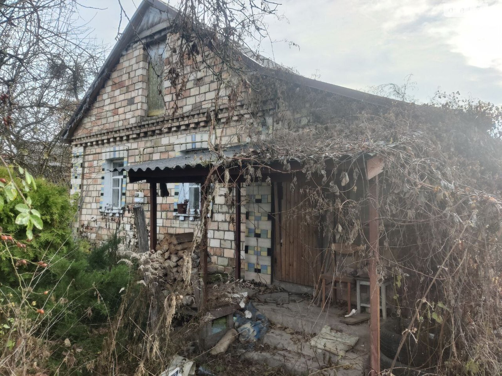 одноповерховий будинок, 75 кв. м, дерево та цегла. Продаж у Копилові фото 1