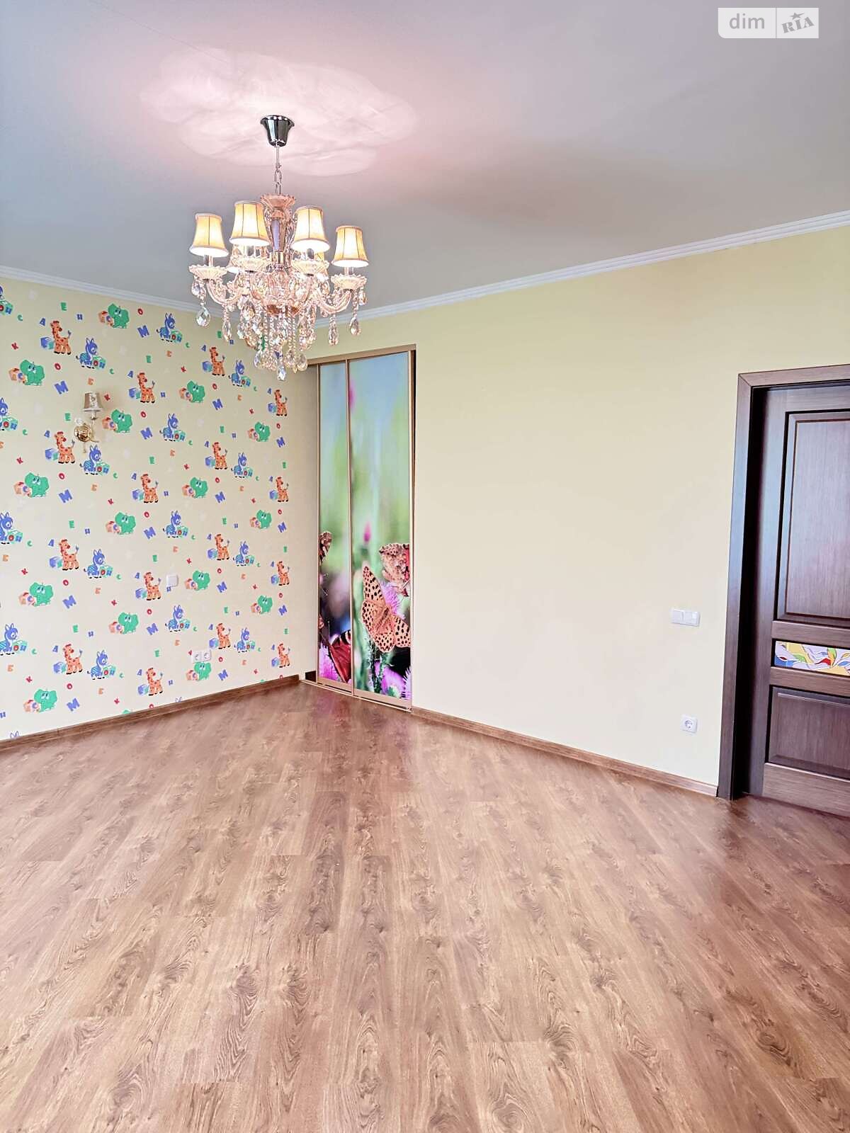 трехэтажный дом беседка, 360 кв. м, кирпич. Продажа в Копыстином фото 1 трехэтажный дом беседка, 360 кв. м, кирпич. Продажа в Копыстином фото 1