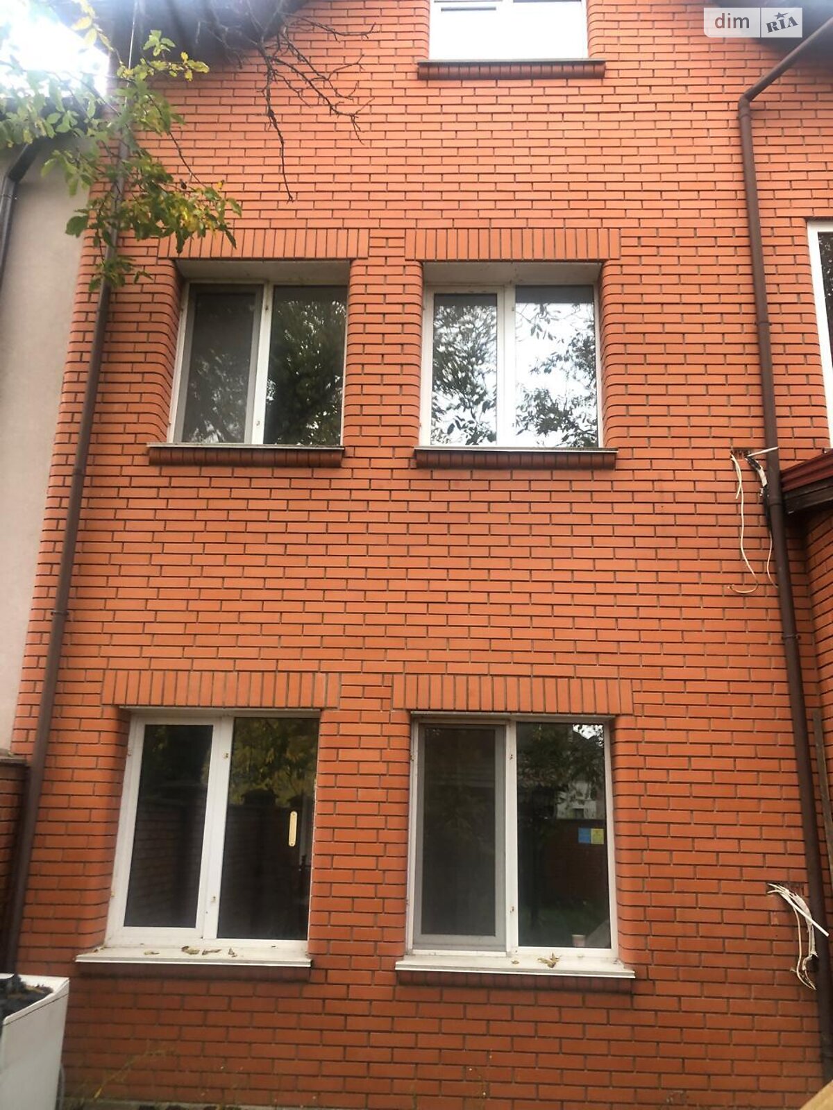 трехэтажный дом, 293.6 кв. м, кирпич. Продажа в Коржах фото 1 трехэтажный дом, 293.6 кв. м, кирпич. Продажа в Коржах фото 1