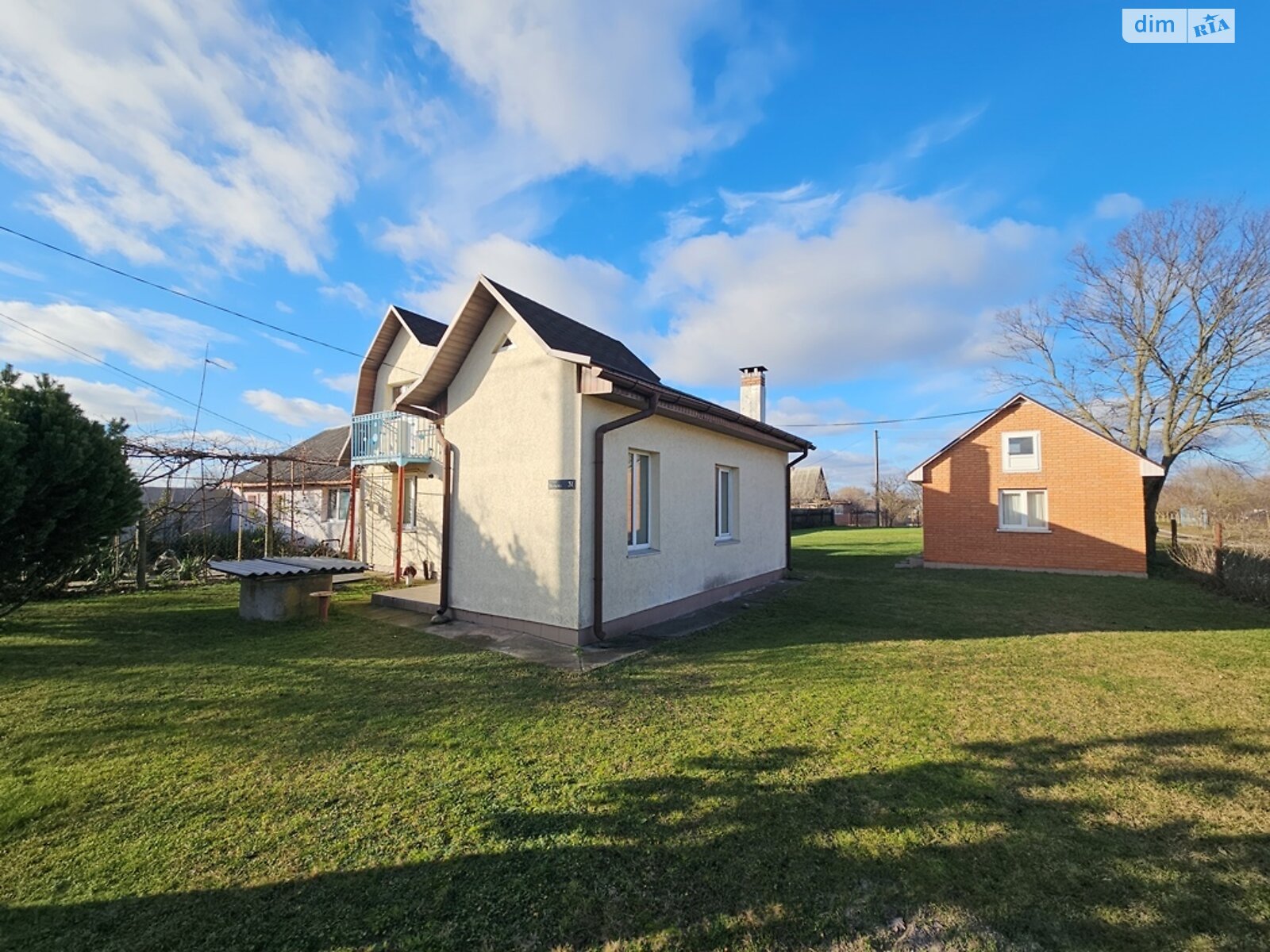 одноэтажный дом с балконом, 54 кв. м, кирпич. Продажа в Коржах фото 1