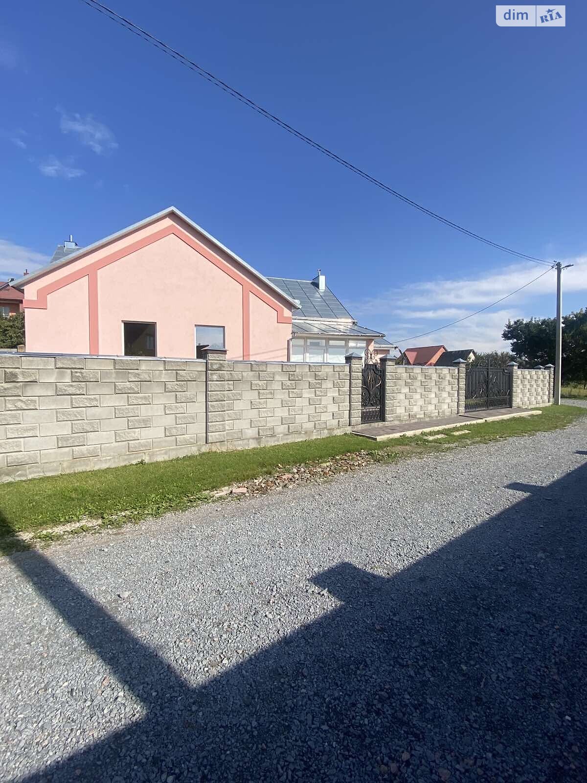 одноэтажный дом с верандой, 136 кв. м, блочно-кирпичный. Продажа в Корнине фото 1 одноэтажный дом с верандой, 136 кв. м, блочно-кирпичный. Продажа в Корнине фото 1