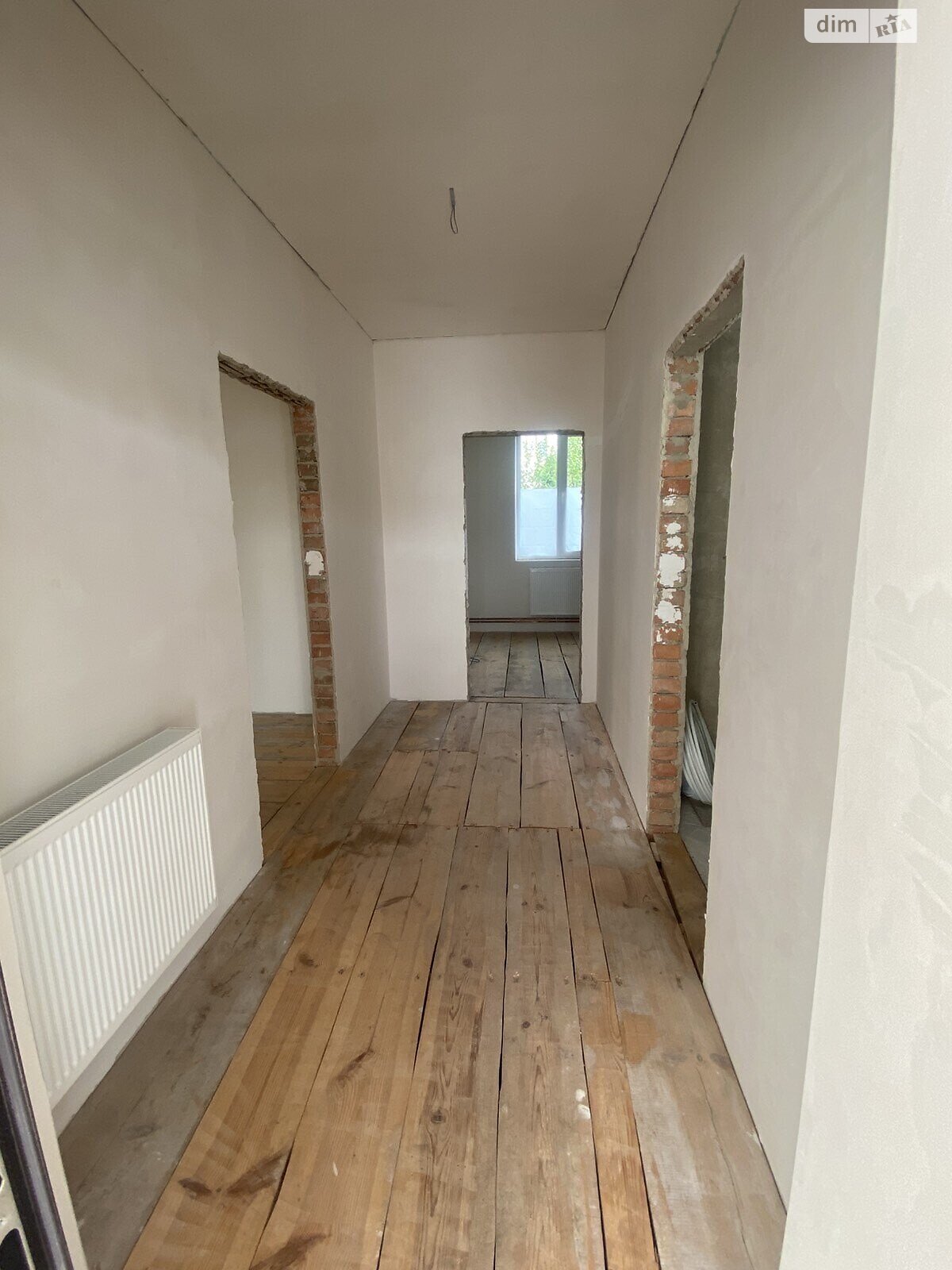 одноэтажный дом с верандой, 136 кв. м, блочно-кирпичный. Продажа в Корнине фото 1 одноэтажный дом с верандой, 136 кв. м, блочно-кирпичный. Продажа в Корнине фото 1