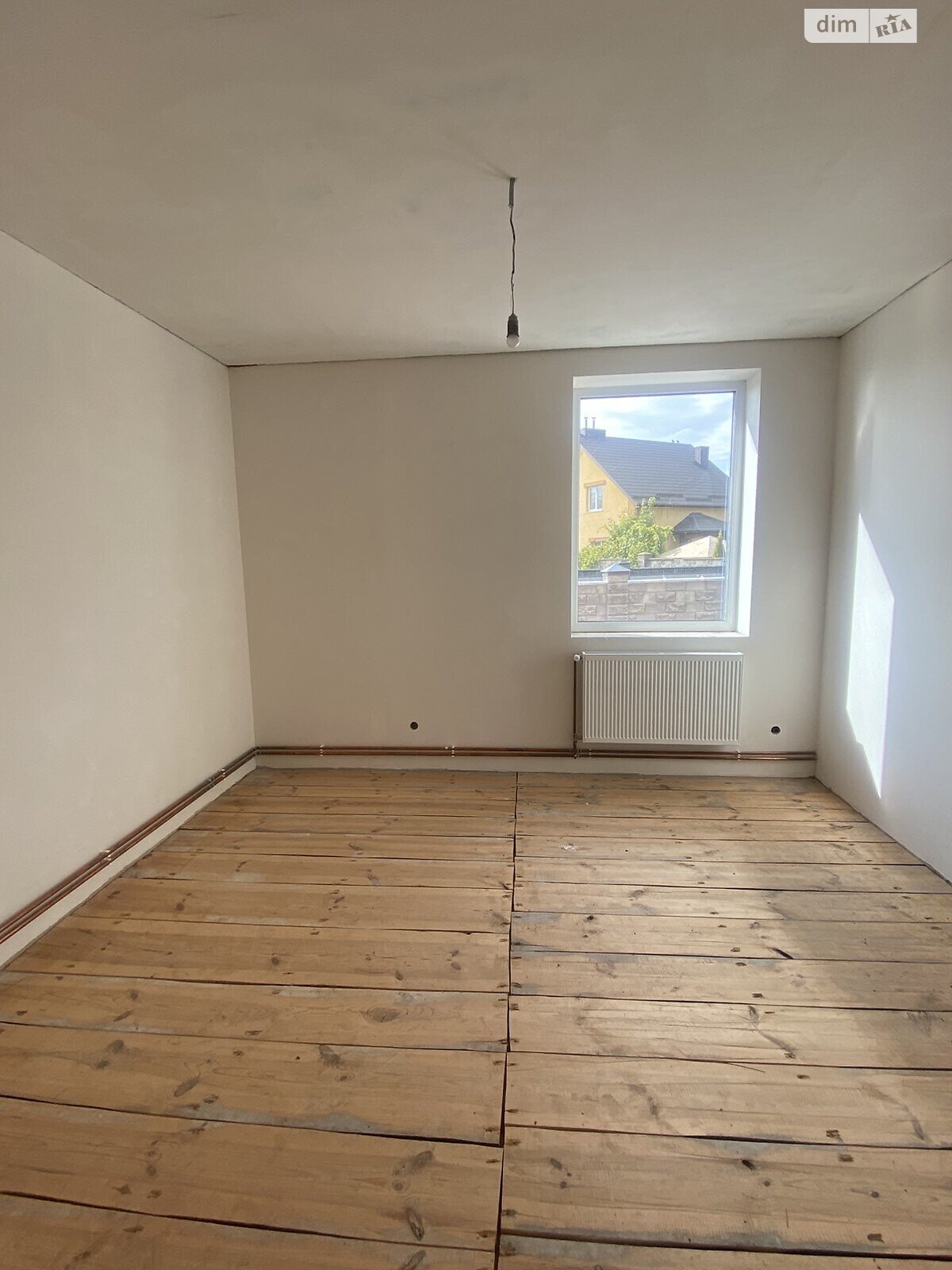 одноэтажный дом с верандой, 136 кв. м, блочно-кирпичный. Продажа в Корнине фото 1 одноэтажный дом с верандой, 136 кв. м, блочно-кирпичный. Продажа в Корнине фото 1