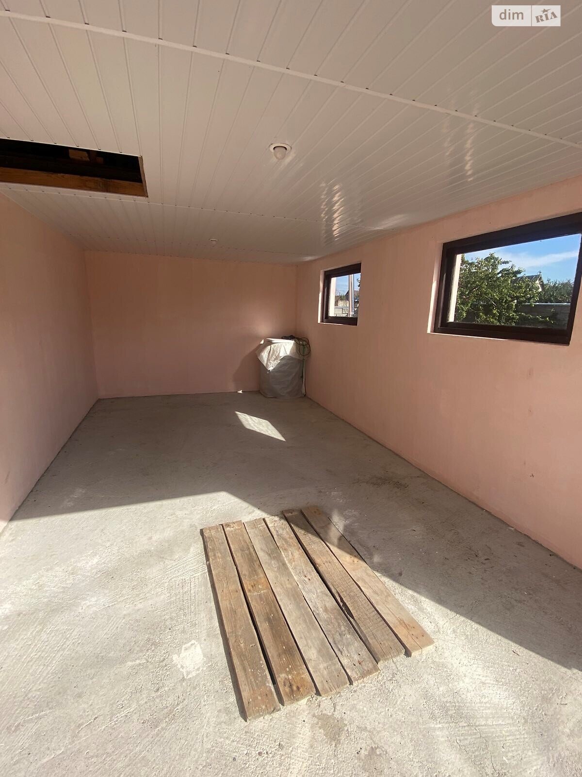 одноэтажный дом с верандой, 136 кв. м, блочно-кирпичный. Продажа в Корнине фото 1 одноэтажный дом с верандой, 136 кв. м, блочно-кирпичный. Продажа в Корнине фото 1