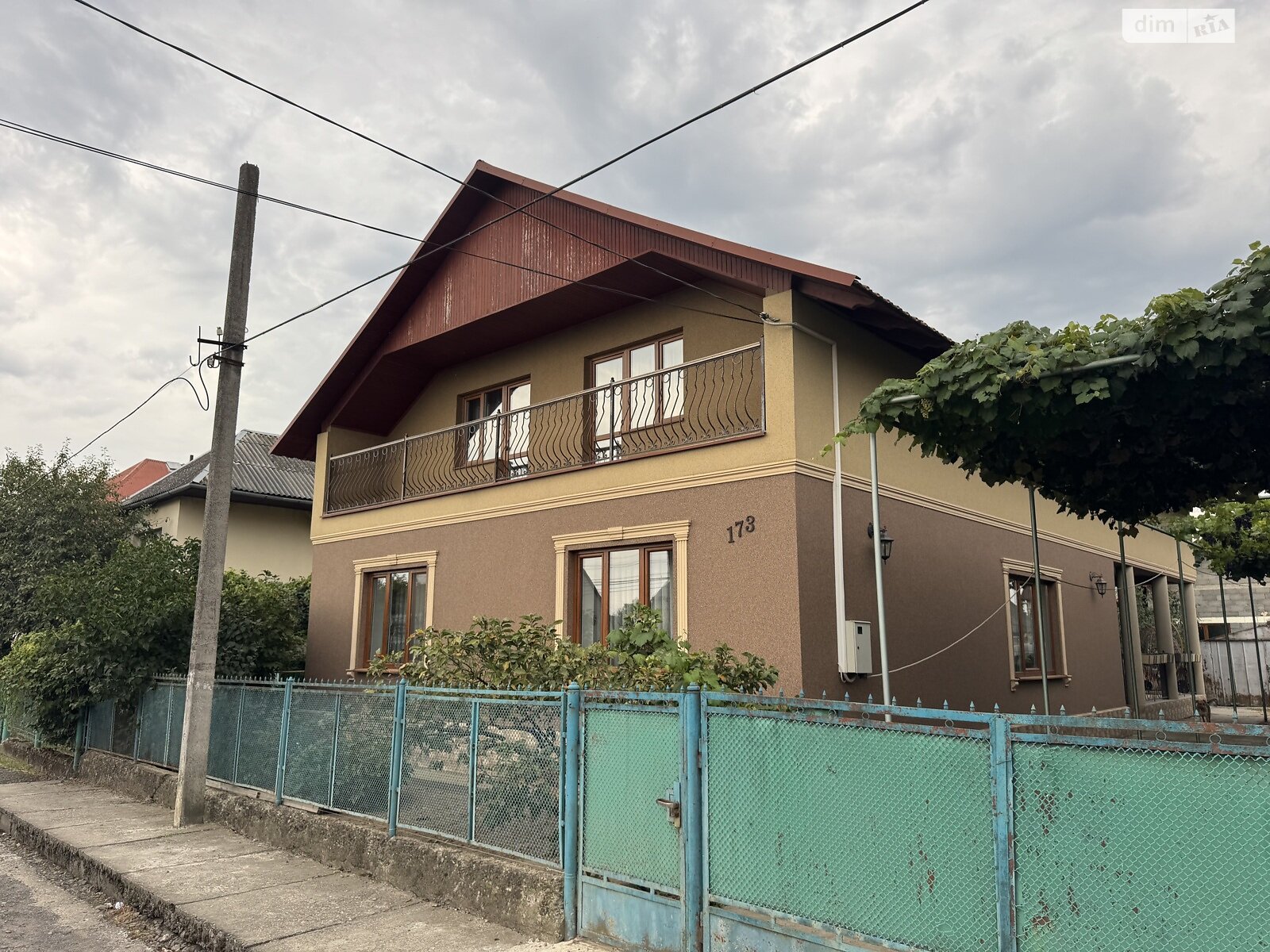 двоповерховий будинок, 350 кв. м, кирпич. Продаж у Королеві фото 1 двоповерховий будинок, 350 кв. м, кирпич. Продаж у Королеві фото 1
