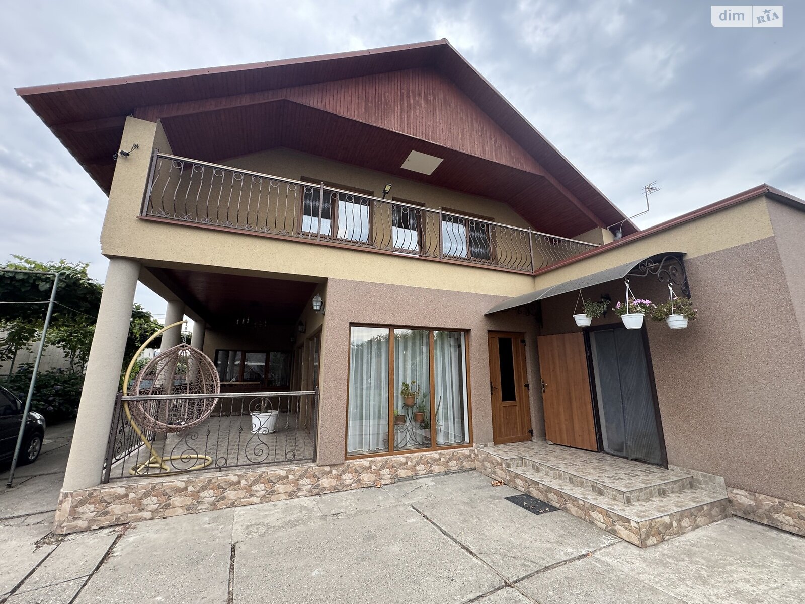 двоповерховий будинок, 350 кв. м, кирпич. Продаж у Королеві фото 1 двоповерховий будинок, 350 кв. м, кирпич. Продаж у Королеві фото 1