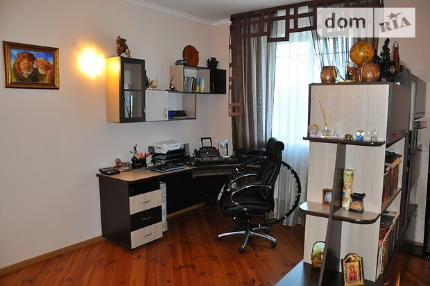 трехэтажный дом с ремонтом, 290 кв. м, кирпич. Продажа в Кмитовом фото 1 трехэтажный дом с ремонтом, 290 кв. м, кирпич. Продажа в Кмитовом фото 1