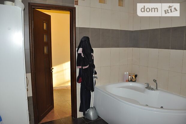 трехэтажный дом с ремонтом, 290 кв. м, кирпич. Продажа в Кмитовом фото 1 трехэтажный дом с ремонтом, 290 кв. м, кирпич. Продажа в Кмитовом фото 1