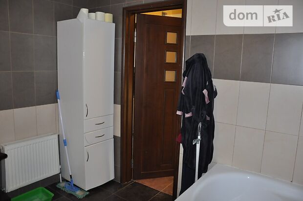 трехэтажный дом с ремонтом, 290 кв. м, кирпич. Продажа в Кмитовом фото 1 трехэтажный дом с ремонтом, 290 кв. м, кирпич. Продажа в Кмитовом фото 1
