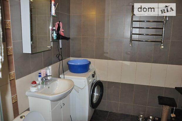 трехэтажный дом с ремонтом, 290 кв. м, кирпич. Продажа в Кмитовом фото 1 трехэтажный дом с ремонтом, 290 кв. м, кирпич. Продажа в Кмитовом фото 1