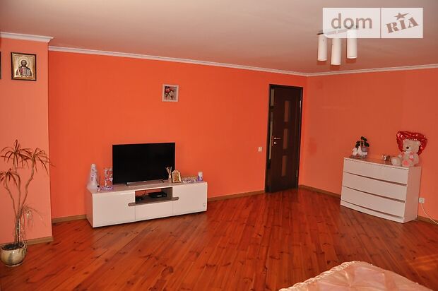 трехэтажный дом с ремонтом, 290 кв. м, кирпич. Продажа в Кмитовом фото 1 трехэтажный дом с ремонтом, 290 кв. м, кирпич. Продажа в Кмитовом фото 1