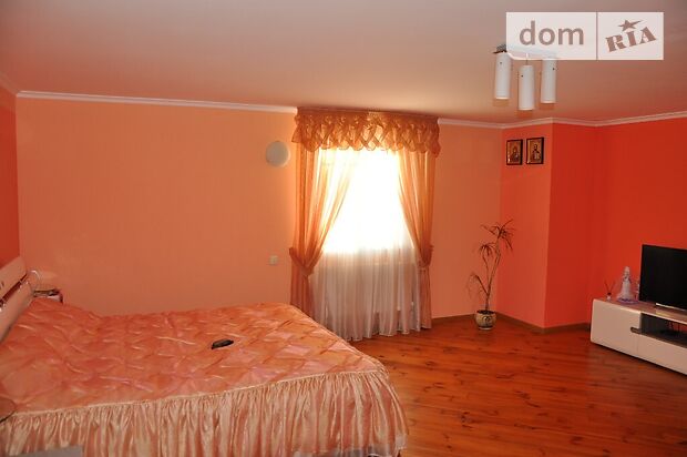 трехэтажный дом с ремонтом, 290 кв. м, кирпич. Продажа в Кмитовом фото 1 трехэтажный дом с ремонтом, 290 кв. м, кирпич. Продажа в Кмитовом фото 1
