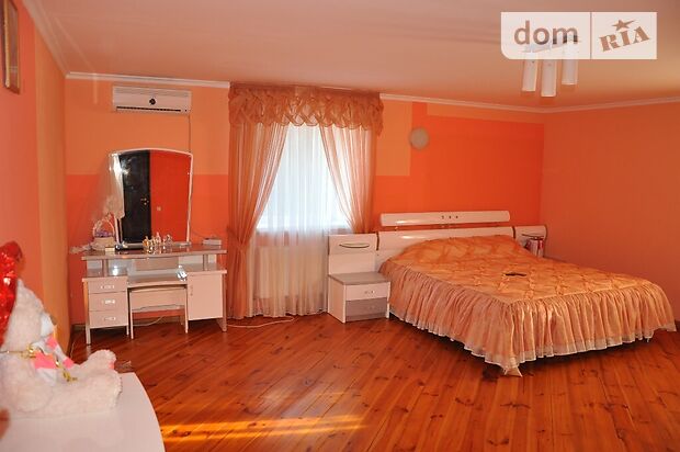 трехэтажный дом с ремонтом, 290 кв. м, кирпич. Продажа в Кмитовом фото 1 трехэтажный дом с ремонтом, 290 кв. м, кирпич. Продажа в Кмитовом фото 1