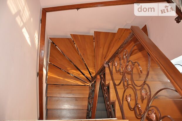 трехэтажный дом с ремонтом, 290 кв. м, кирпич. Продажа в Кмитовом фото 1 трехэтажный дом с ремонтом, 290 кв. м, кирпич. Продажа в Кмитовом фото 1