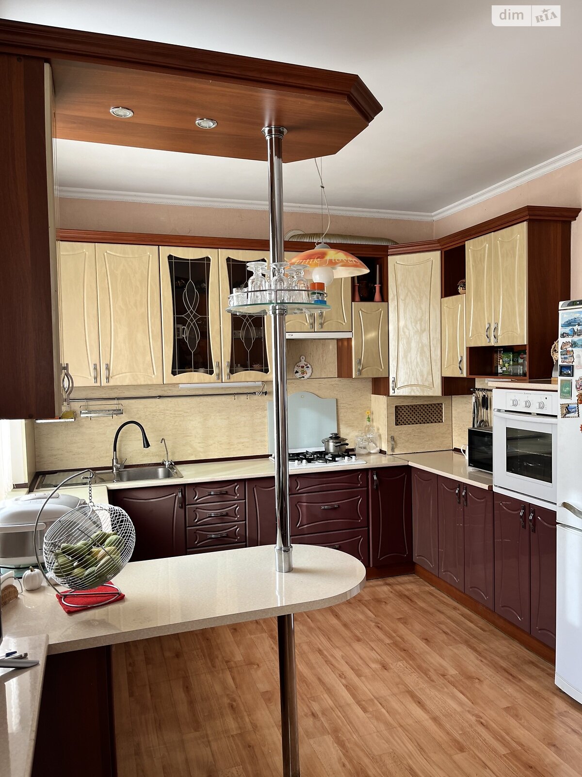 триповерховий будинок з верандою, 243.3 кв. м, цегла. Продаж в Коростишеві, район Коростишів фото 1 триповерховий будинок з верандою, 243.3 кв. м, цегла. Продаж в Коростишеві, район Коростишів фото 1