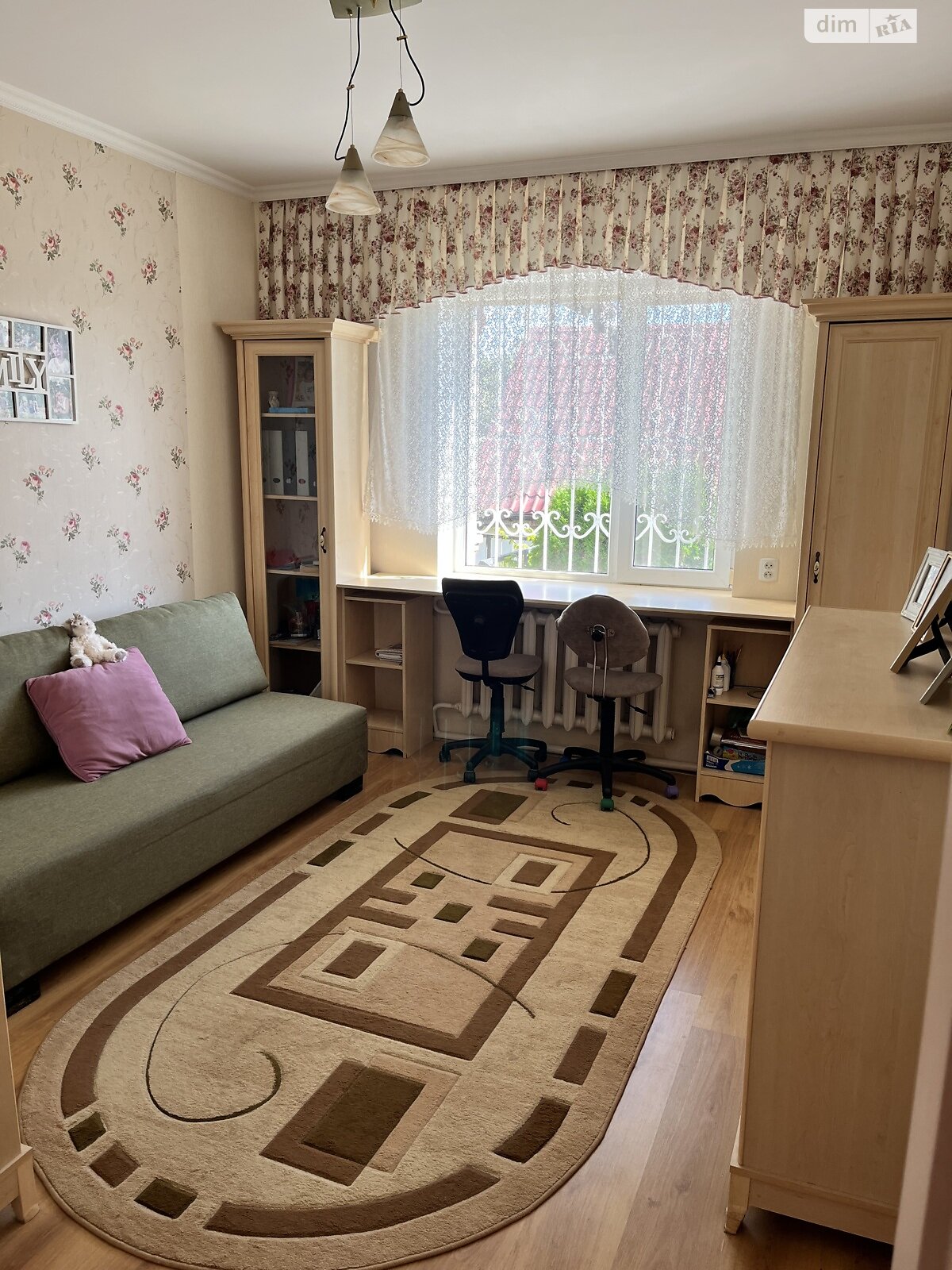 триповерховий будинок з верандою, 243.3 кв. м, цегла. Продаж в Коростишеві, район Коростишів фото 1 триповерховий будинок з верандою, 243.3 кв. м, цегла. Продаж в Коростишеві, район Коростишів фото 1
